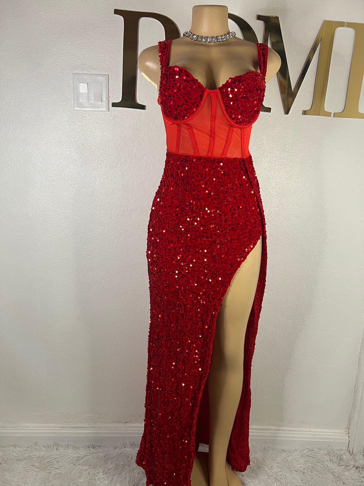 Hollywood Vibe Dress (Red)