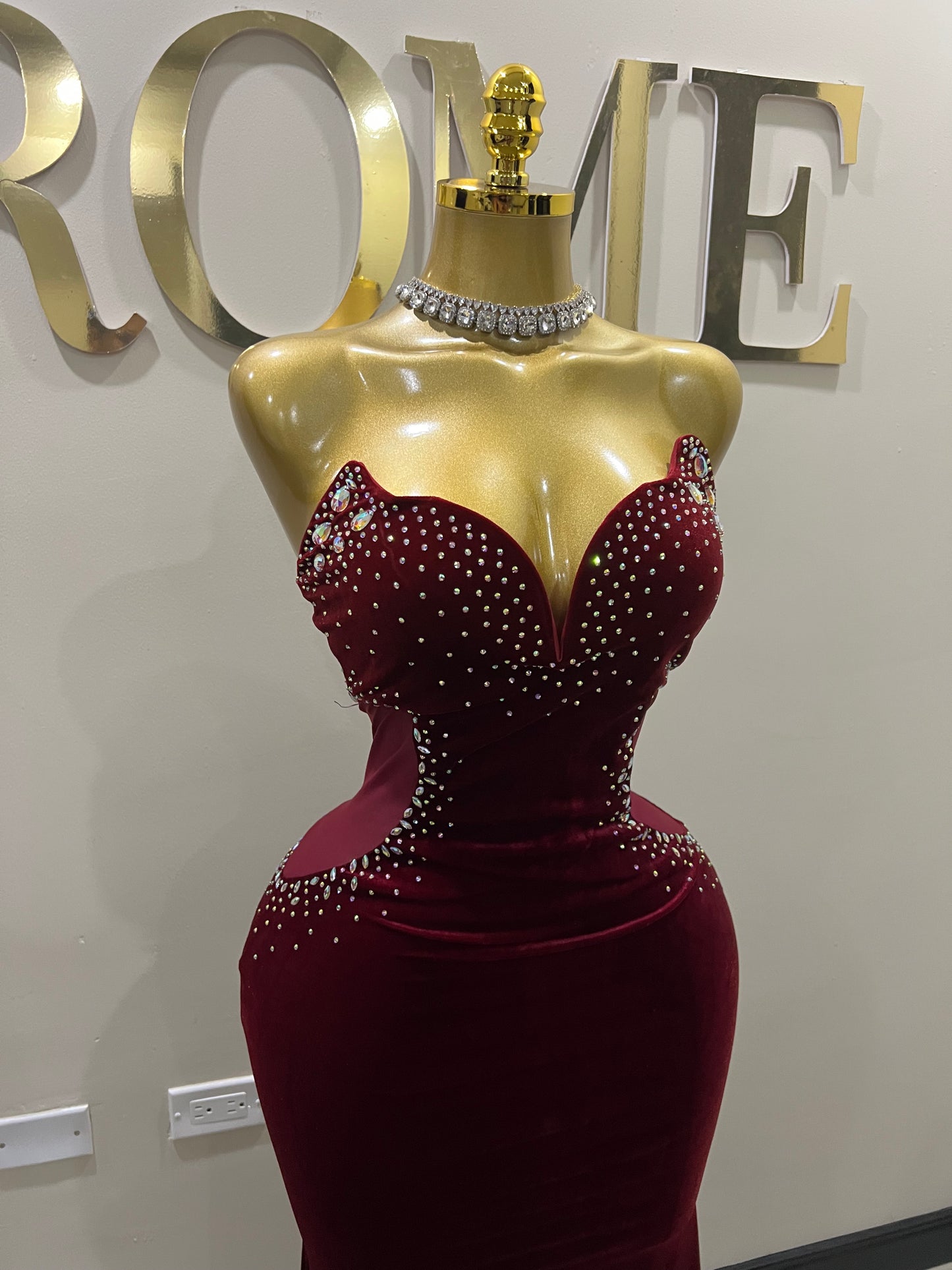 Chloe Colourful Crystal  Dress (Burgundy)