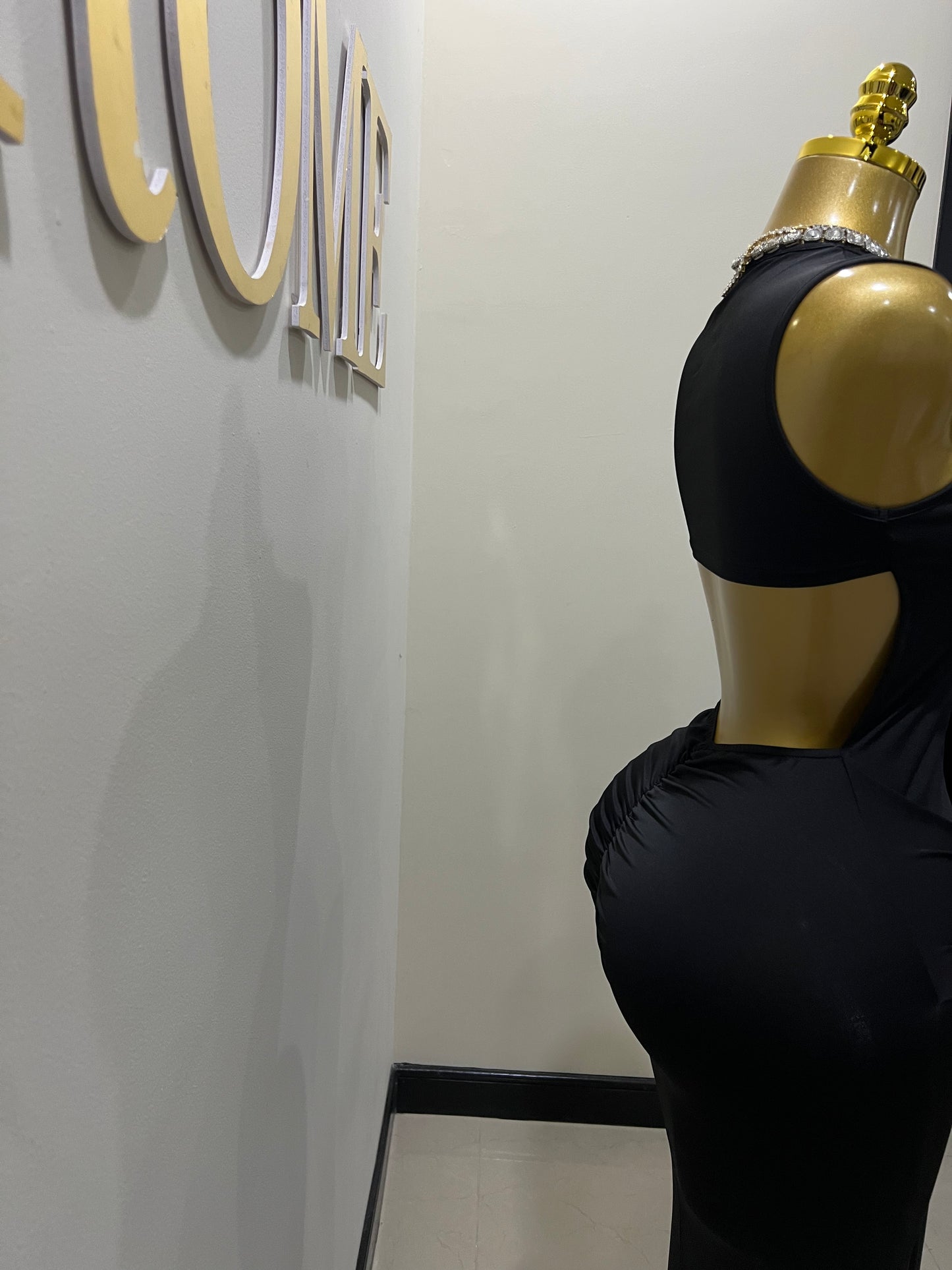 Hailey Backless Dress (Black)