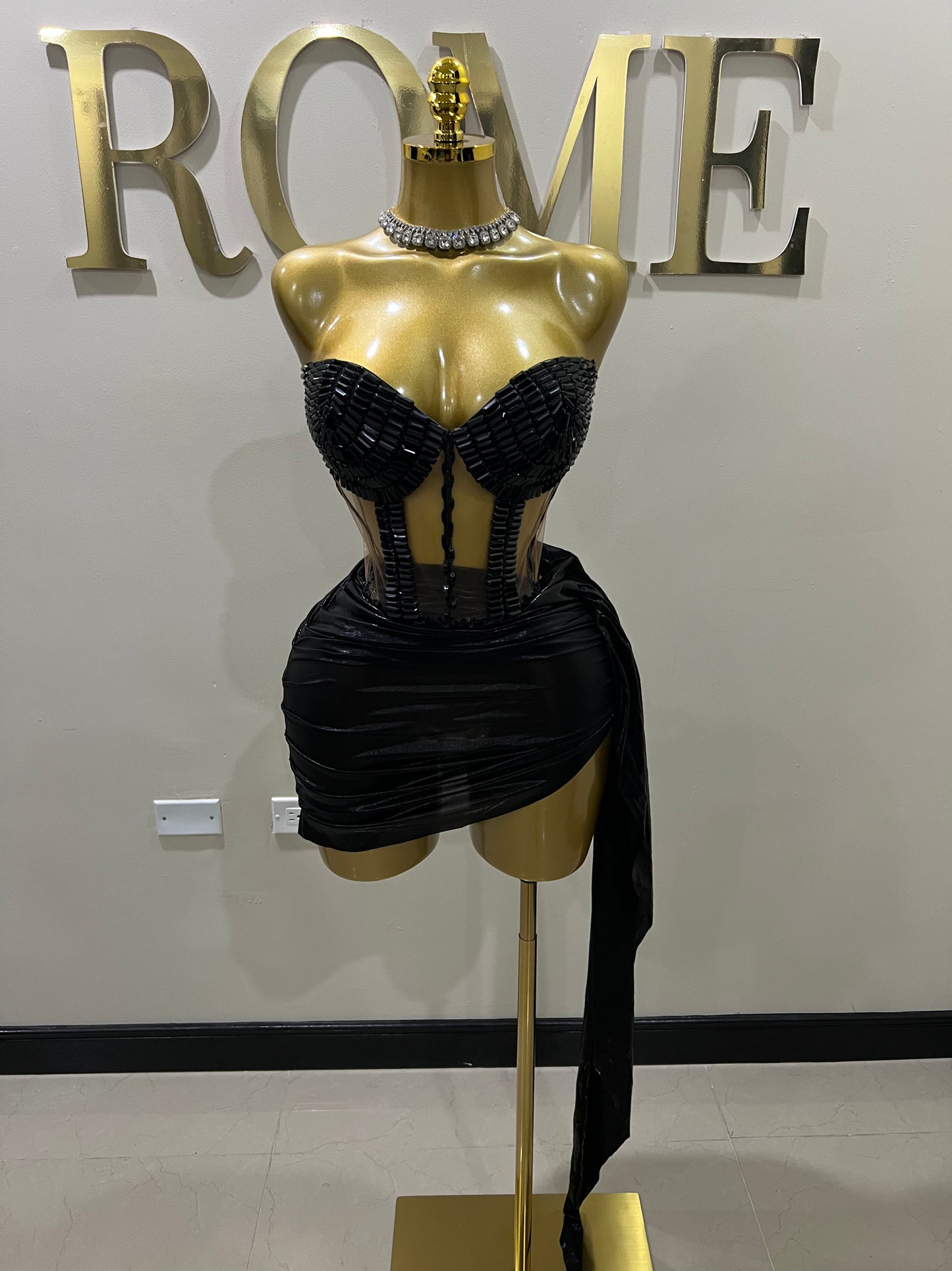 Onyx Glacier Gemstone Skirt Set (Black)