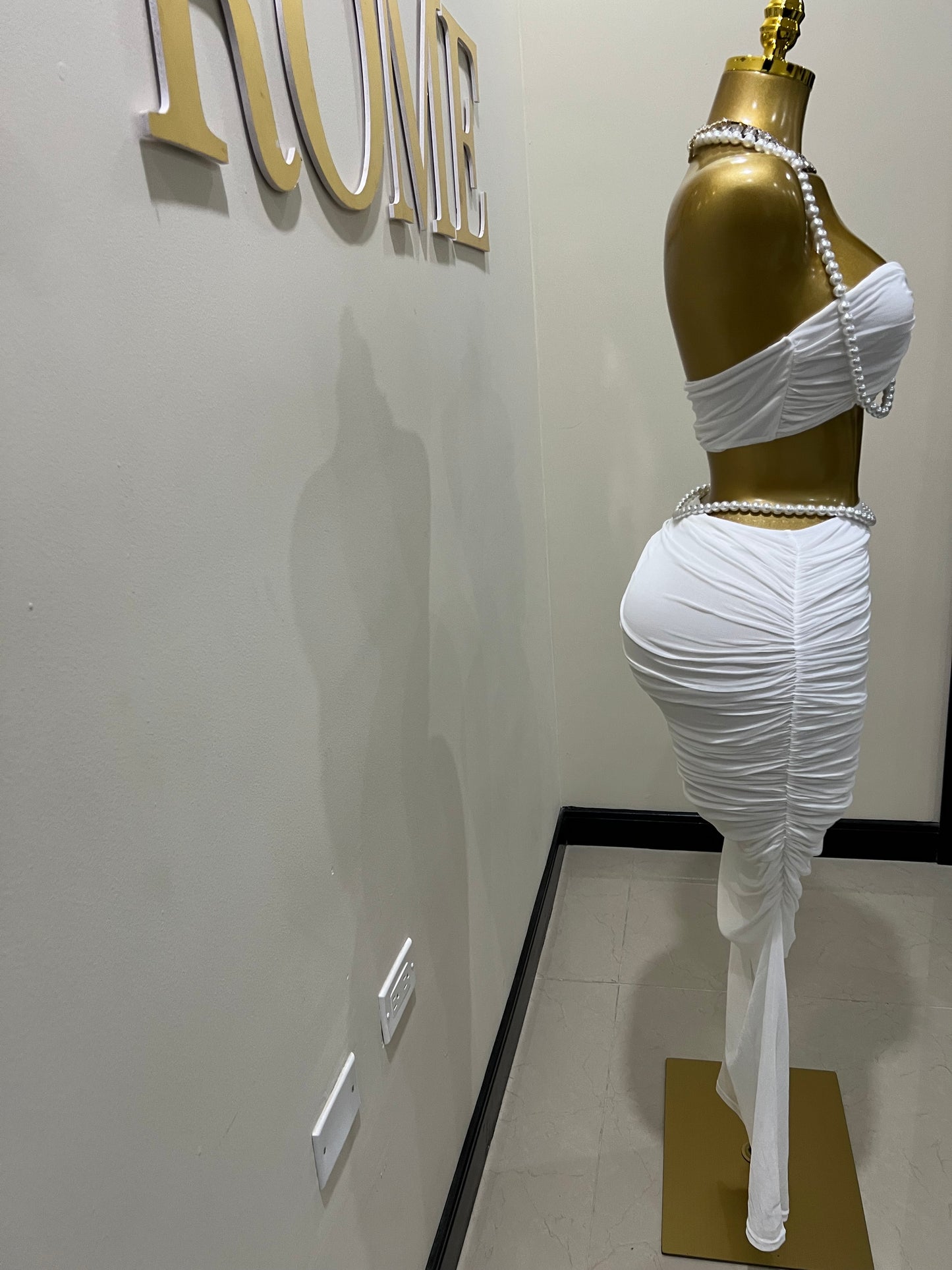 Emma Giselle Mesh Pearl Skirt Set (White)