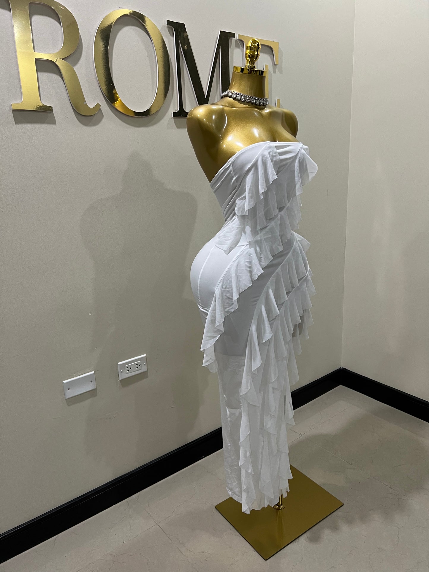 Chelsea Ruffle Dress (White)