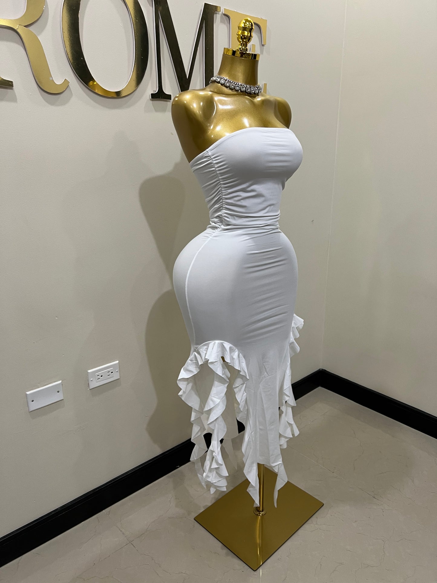 Nia Ruffle Dress (White)