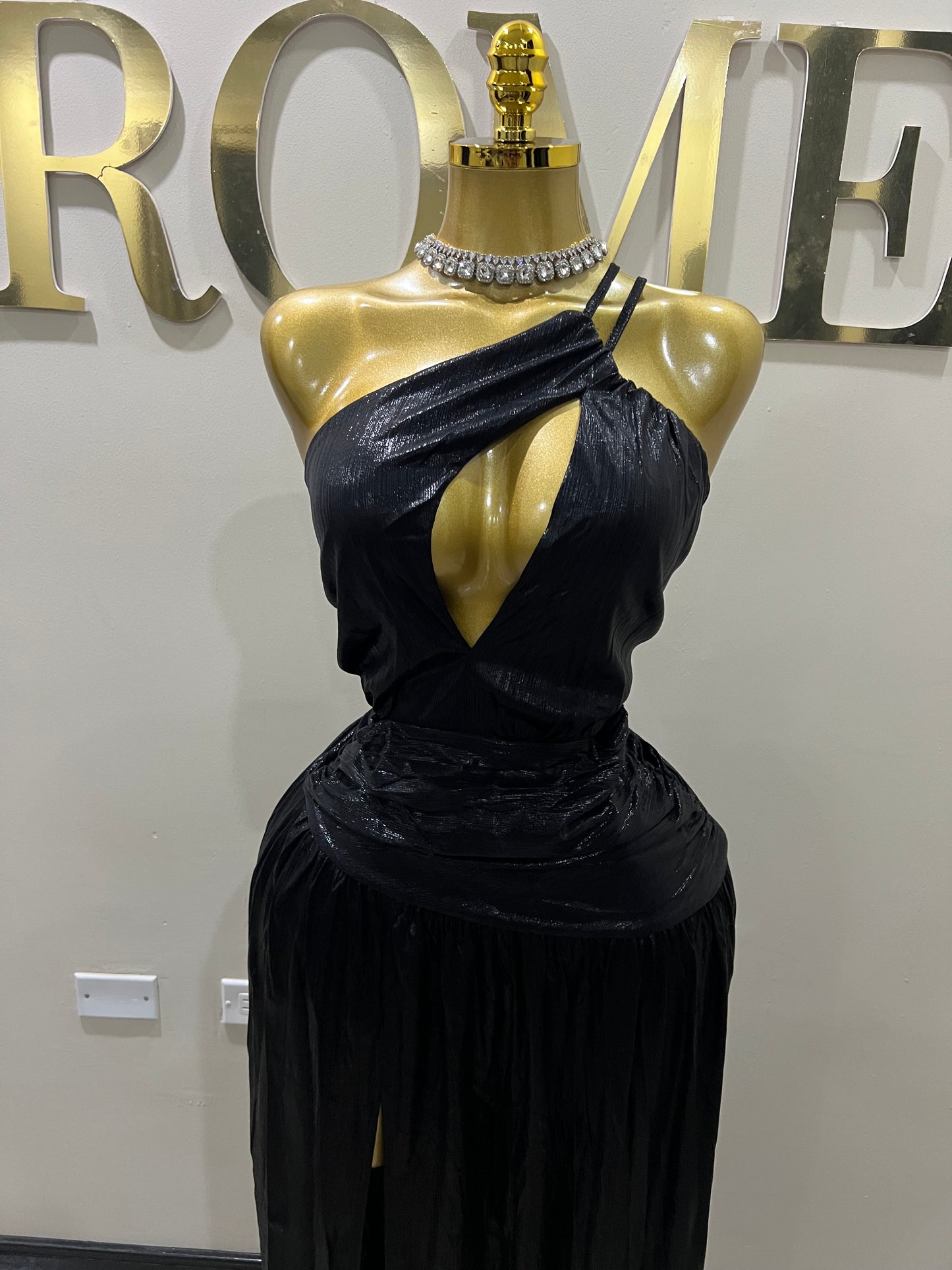 Sarah Giselle Dress (Black)