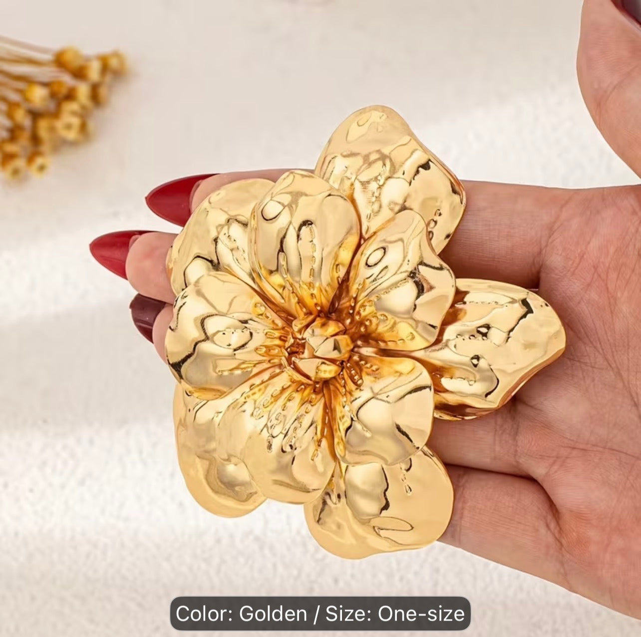 Flower Brooch (Gold)