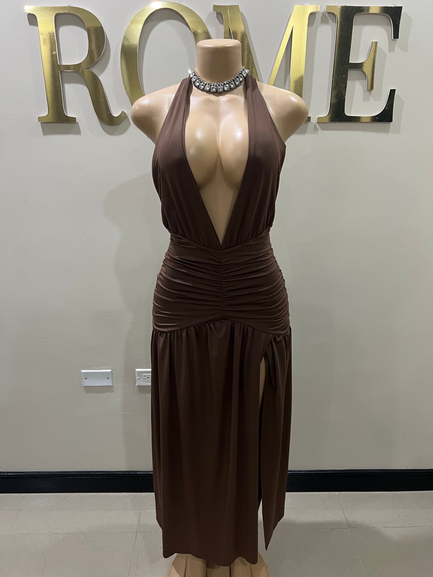 Nichelle Vibe Nara Halter Dress (Brown)