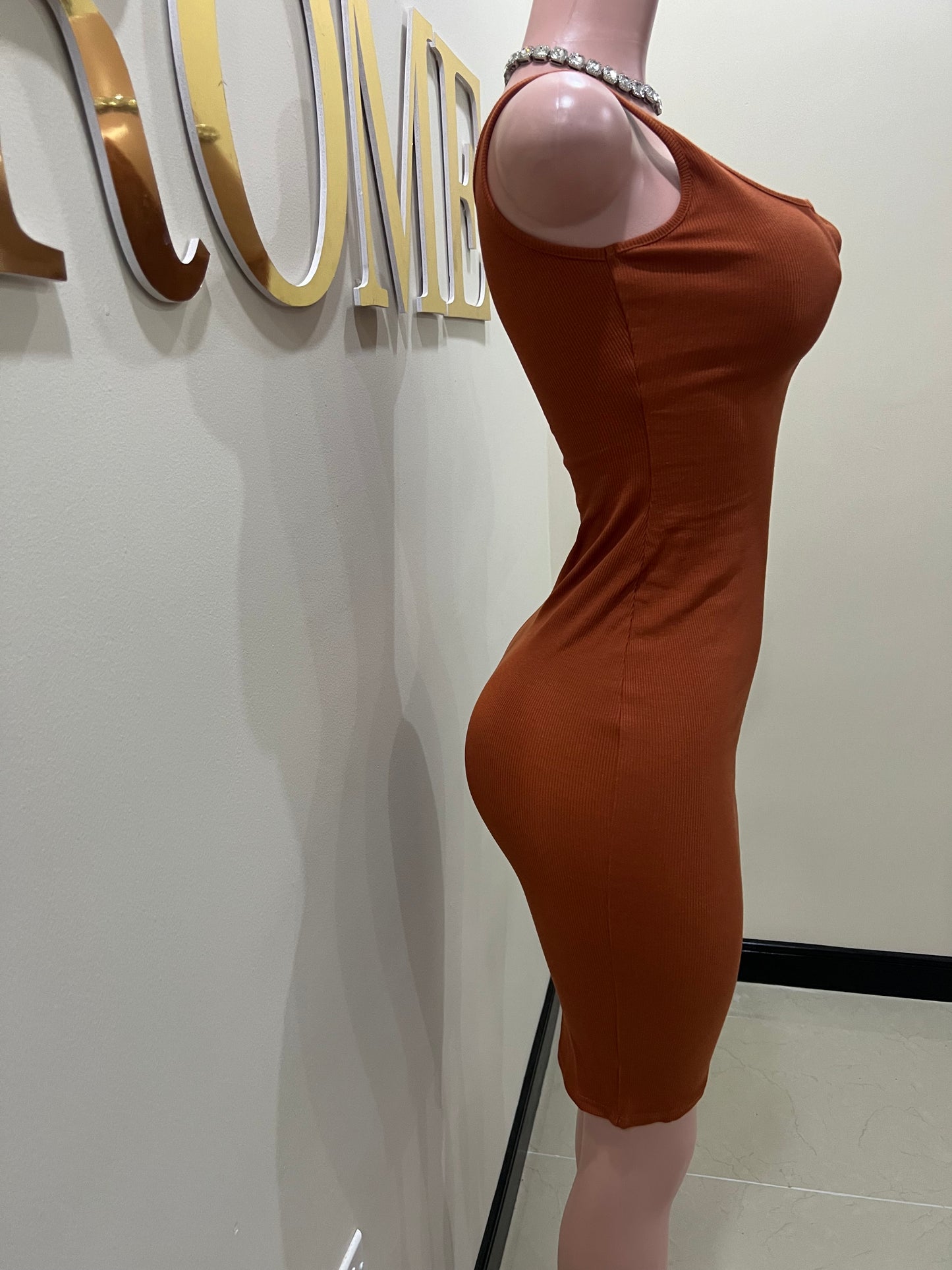 Tami Basic Dress (Burnt Orange)