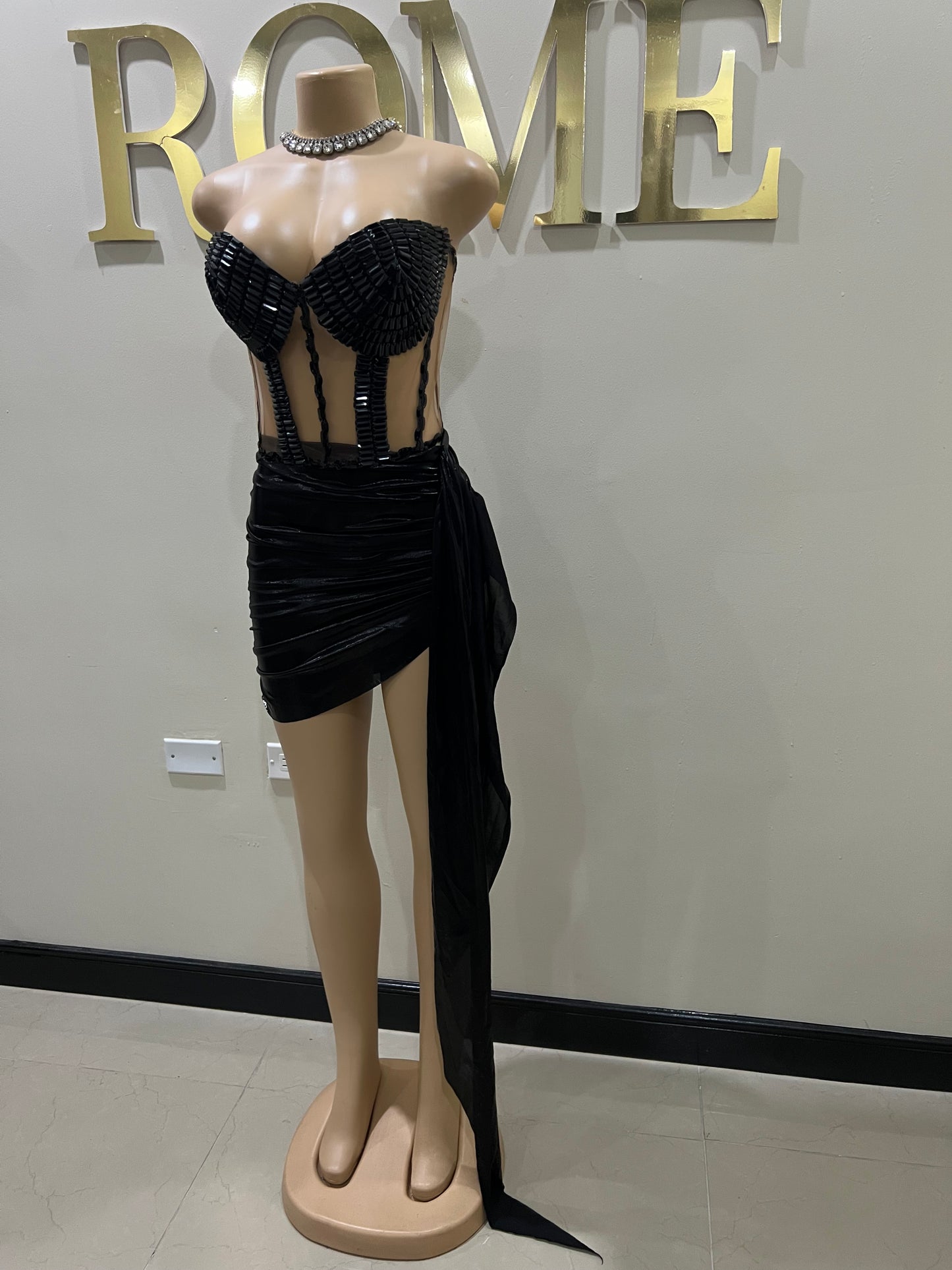 Onyx Glacier Gemstone Skirt Set (Black)