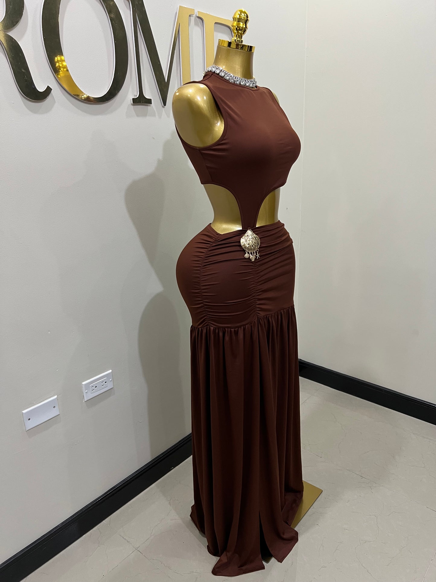 Attached Nara Seashell Split Dress (Brown)