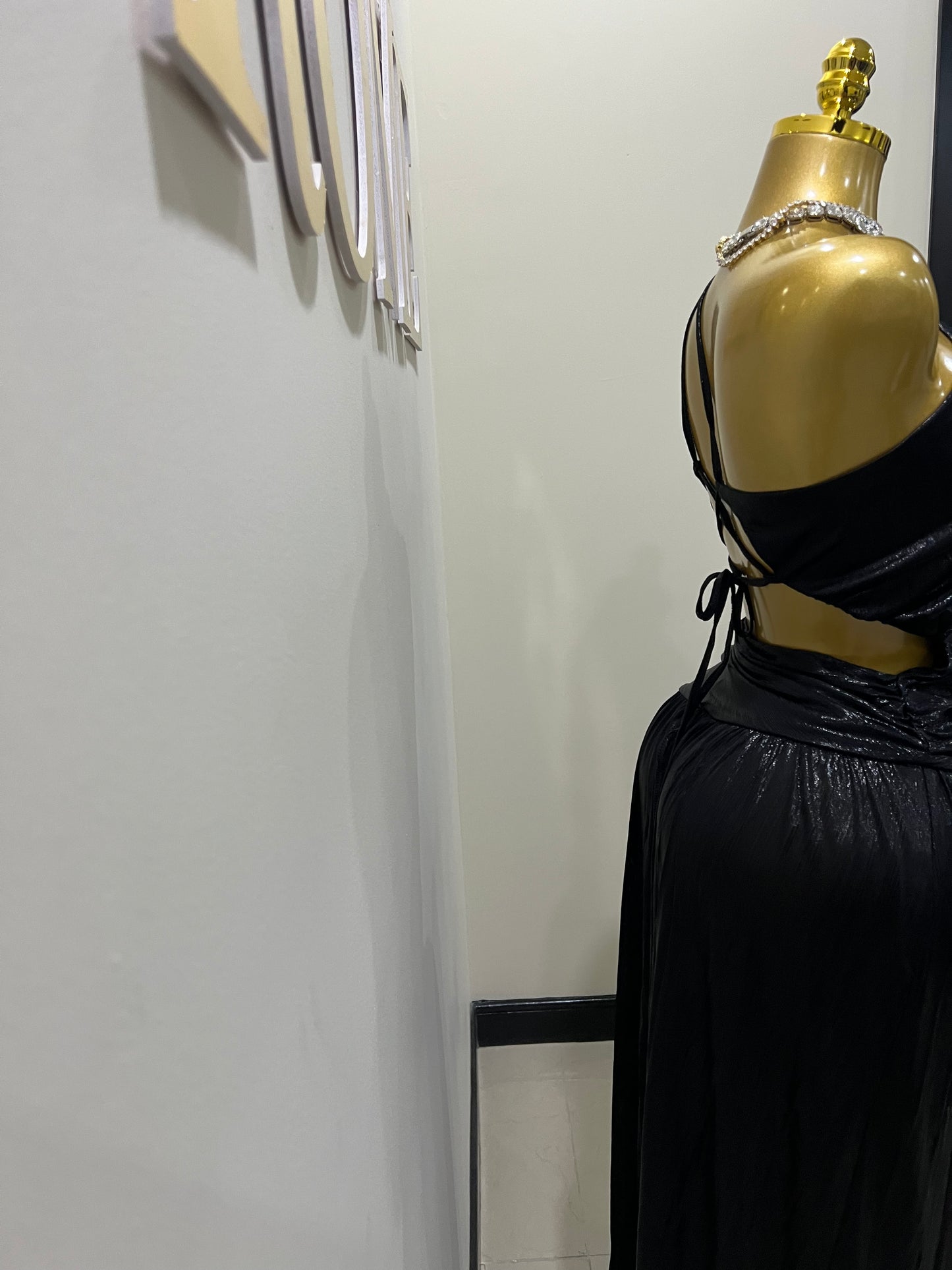 Sarah Giselle Dress (Black)