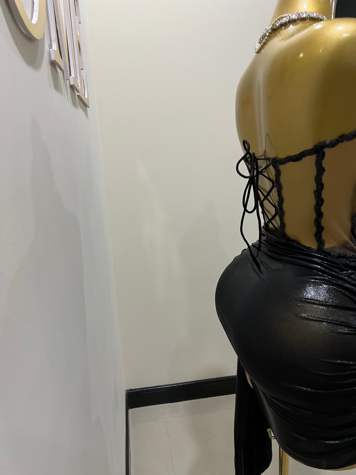 Onyx Glacier Gemstone Skirt Set (Black)