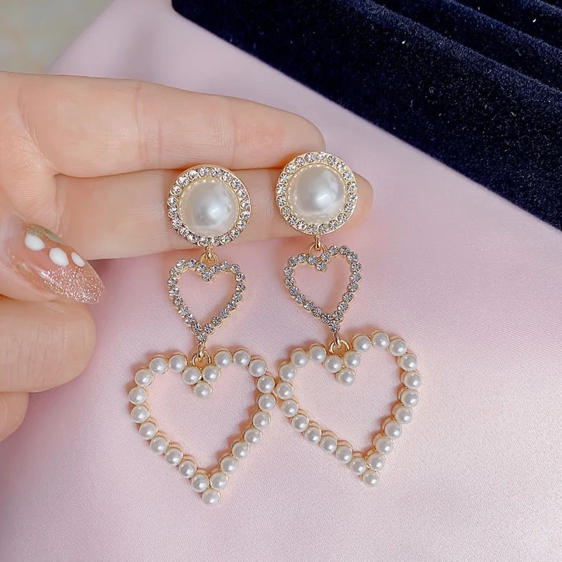 Pearl Heart Drop Earrings (Gold)