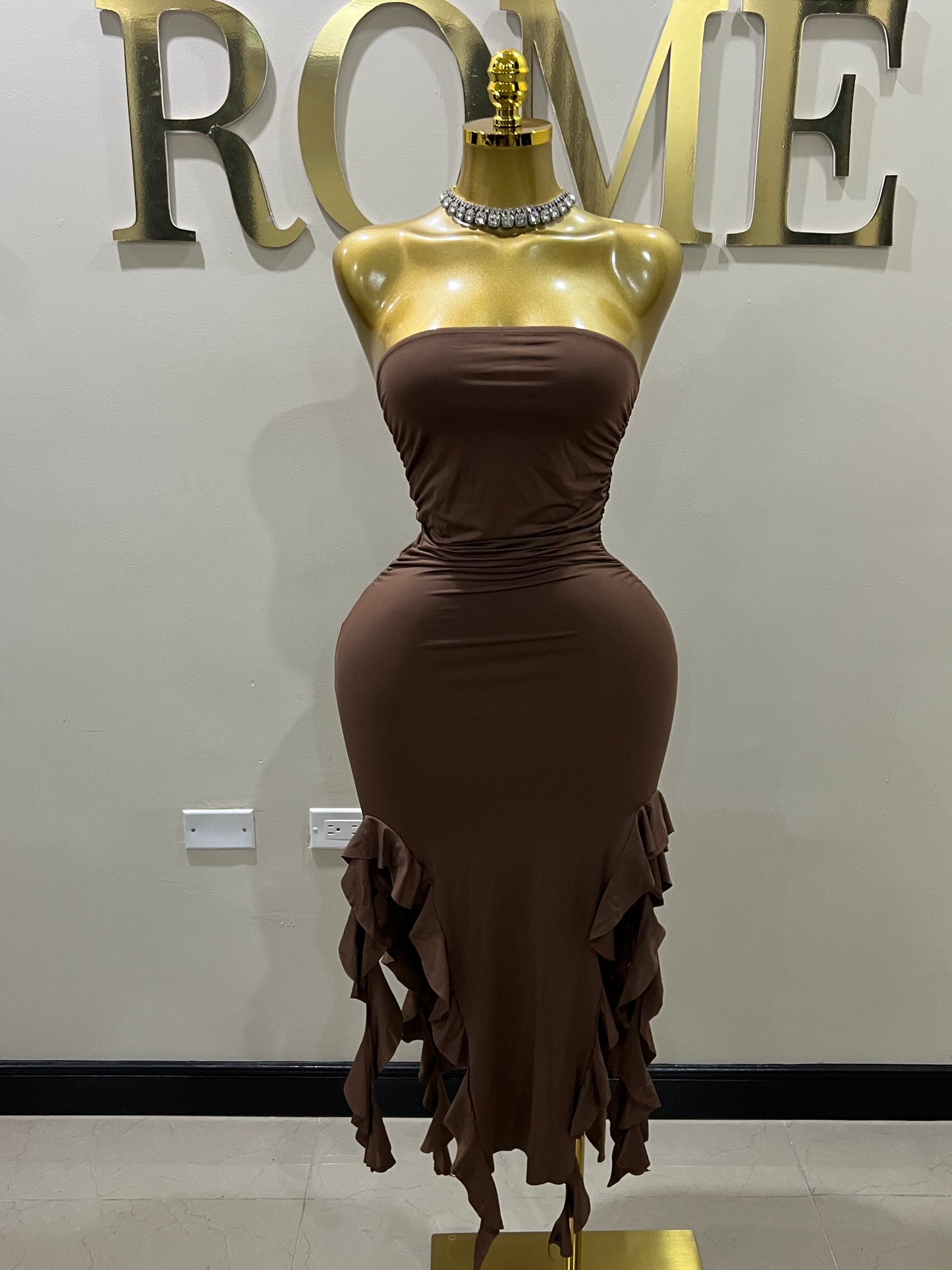 Nia Ruffle Dress (Brown)