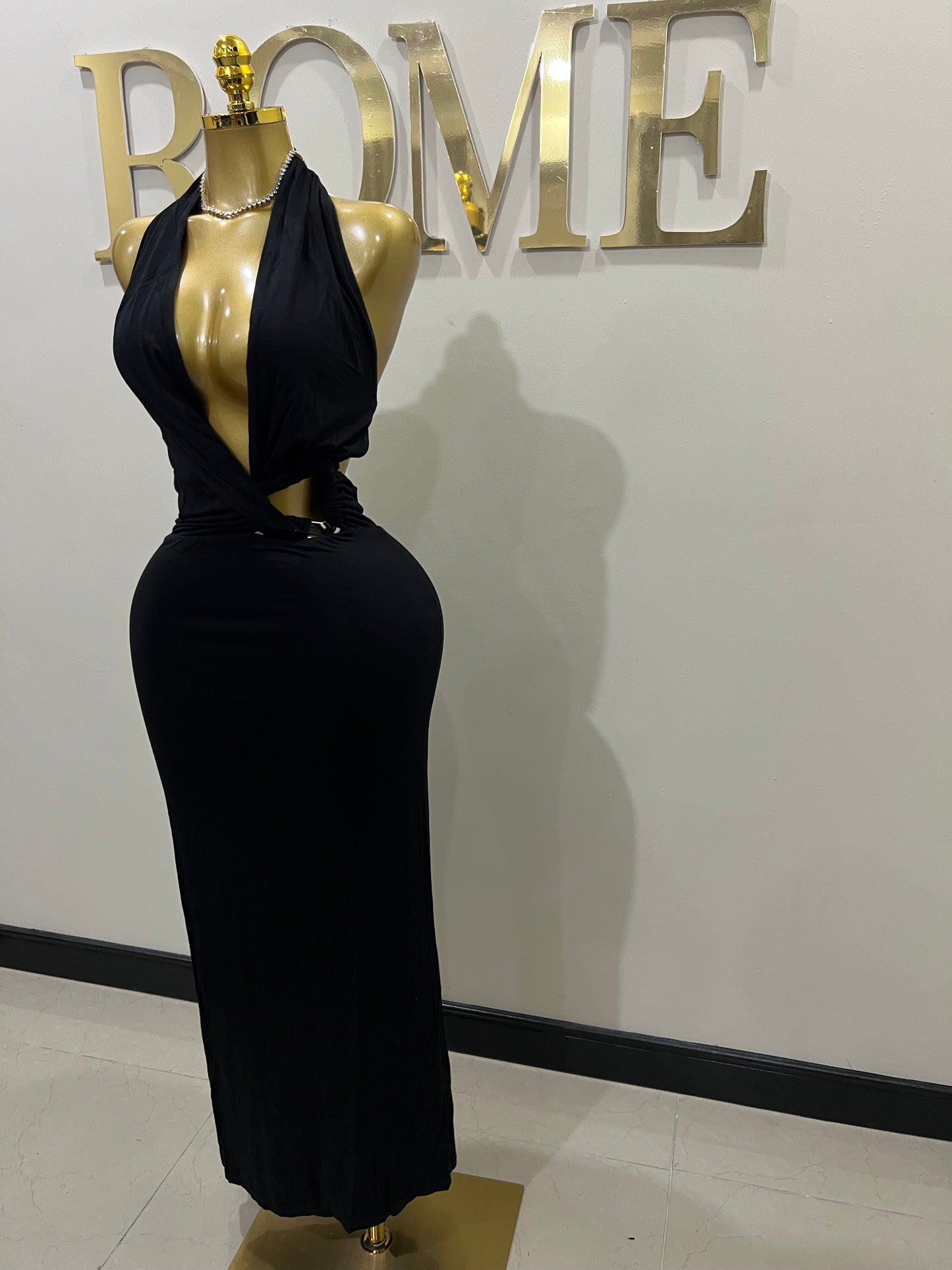 Deep Angle Dress (Black)
