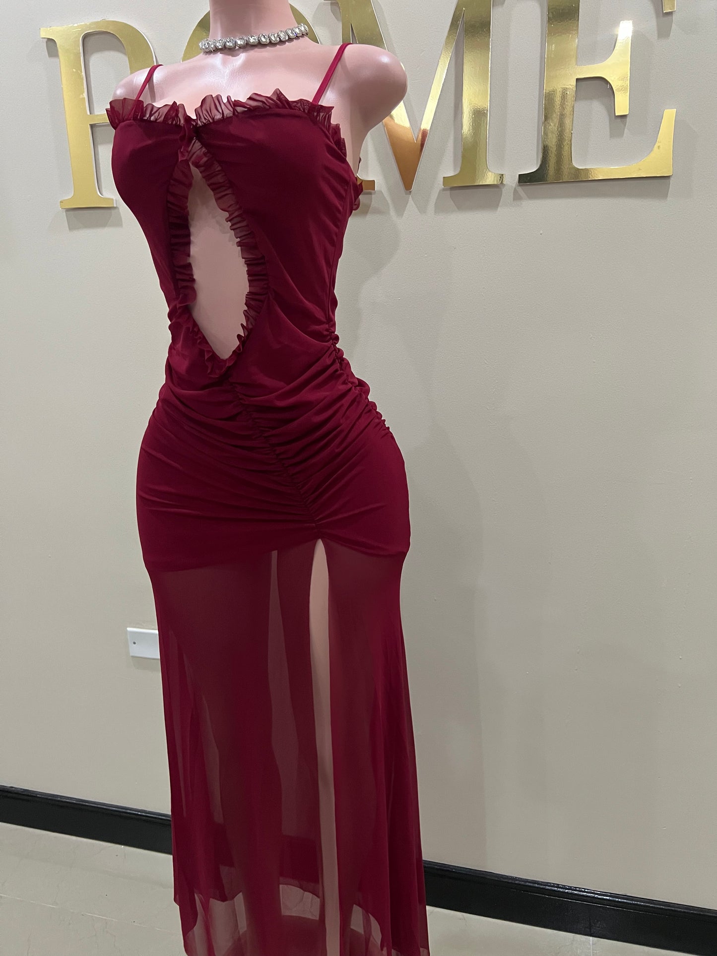 Mila Isabella Dress (Burgundy)