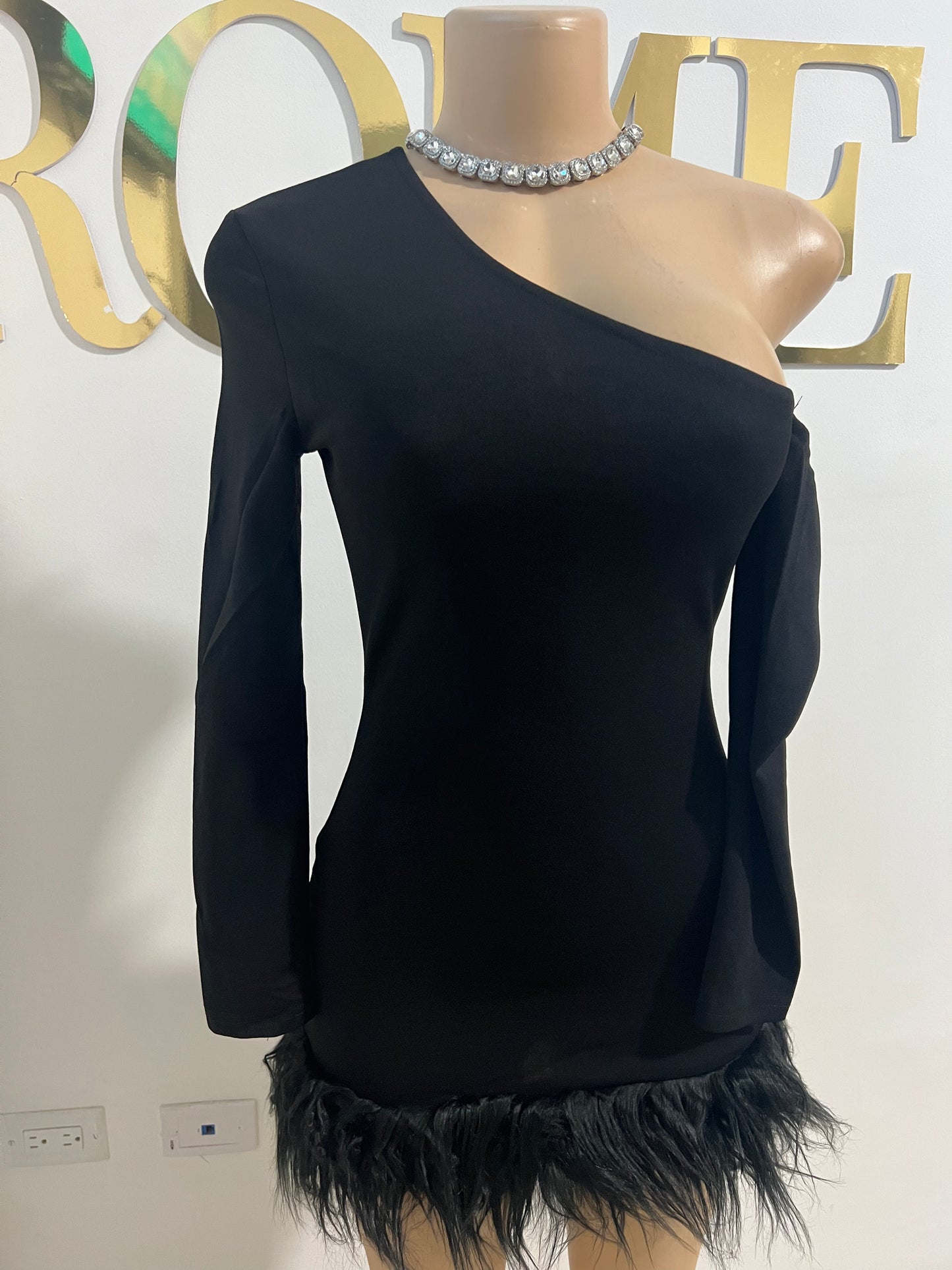 Moira Long Sleeve Dress (Black)