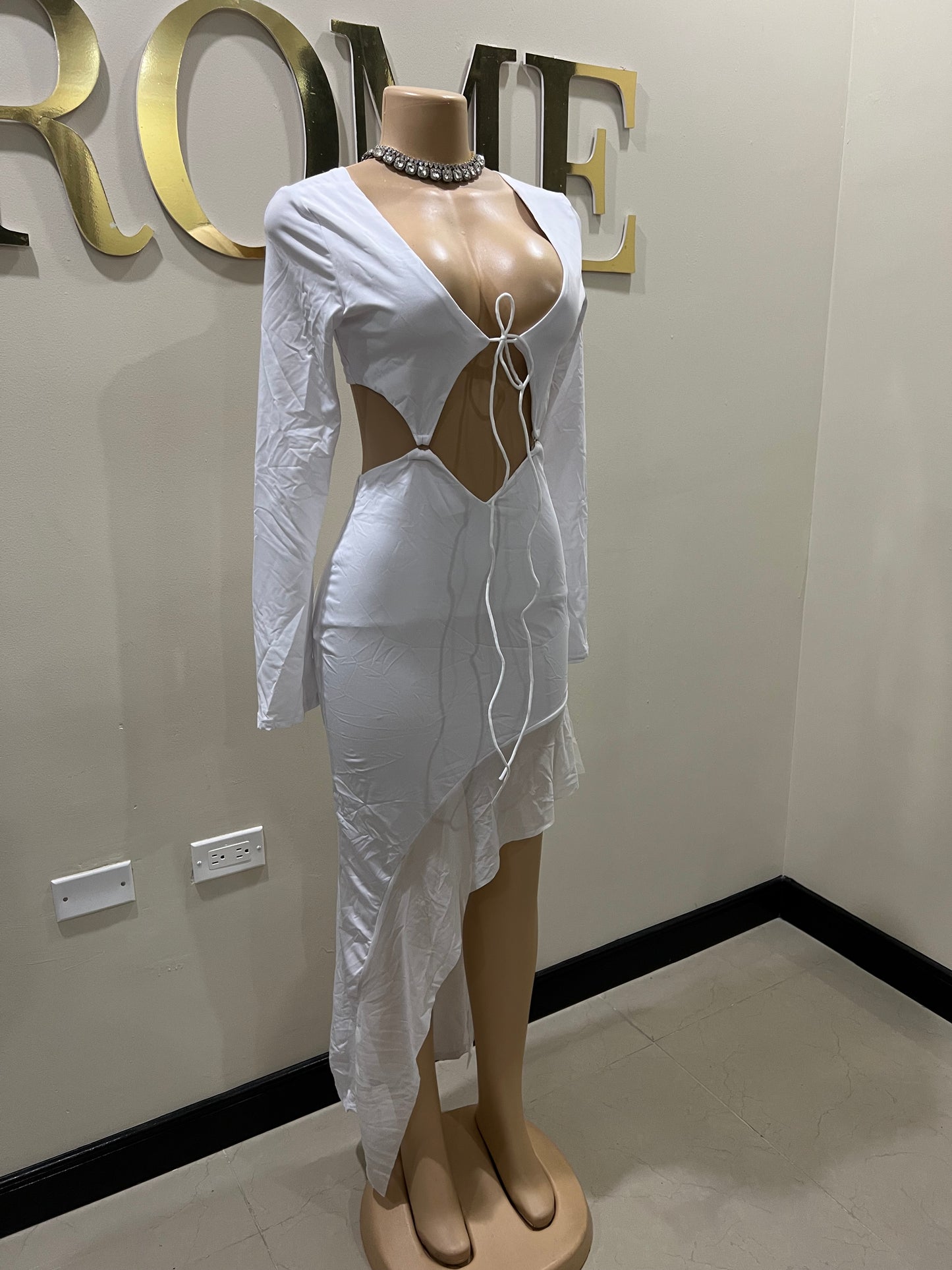 Christina Ruffle Dress (White)