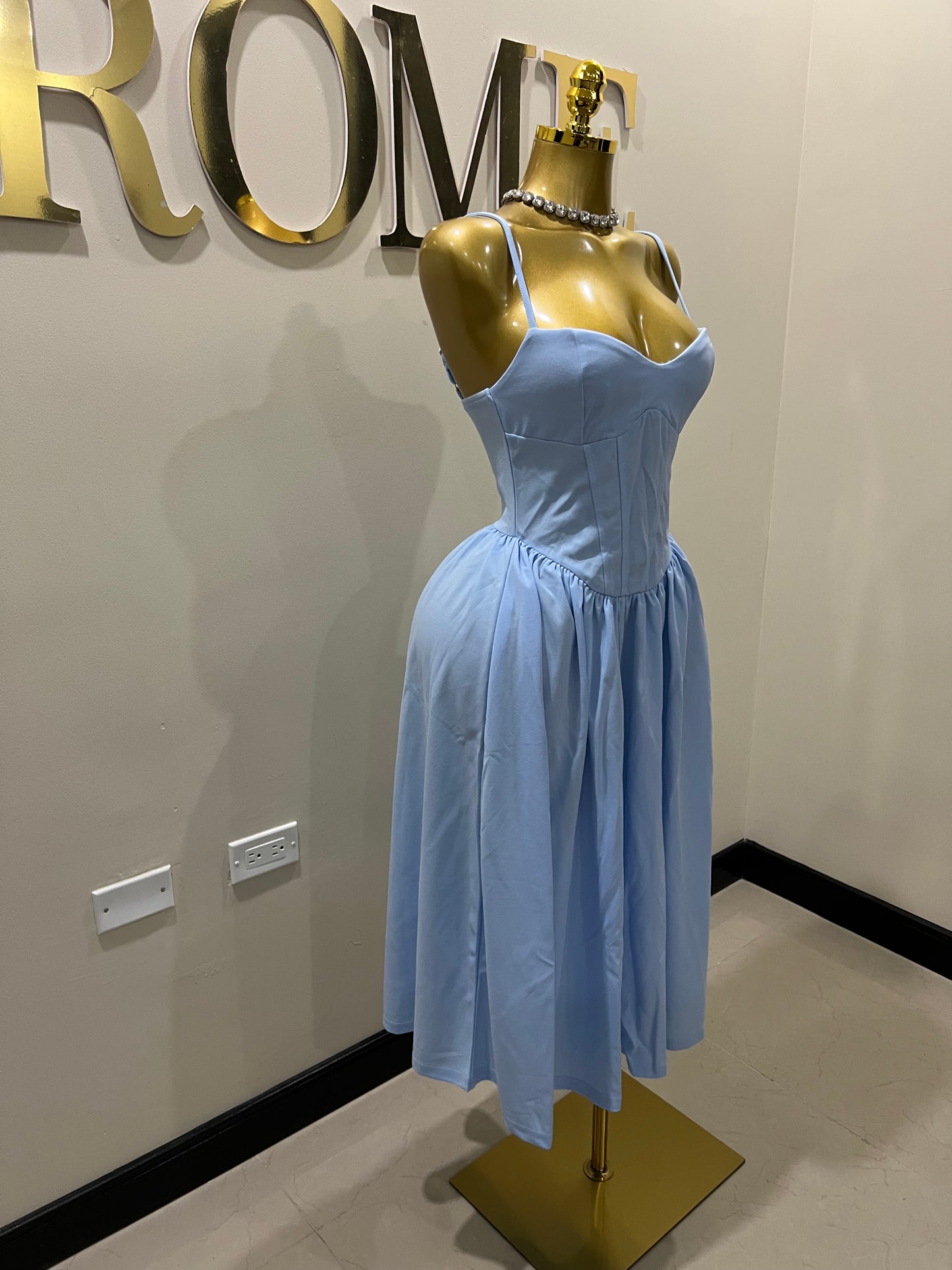 Daisy Diana Dress (Pale Blue)