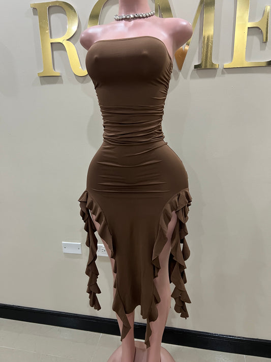 Nia Ruffle Dress (Brown)