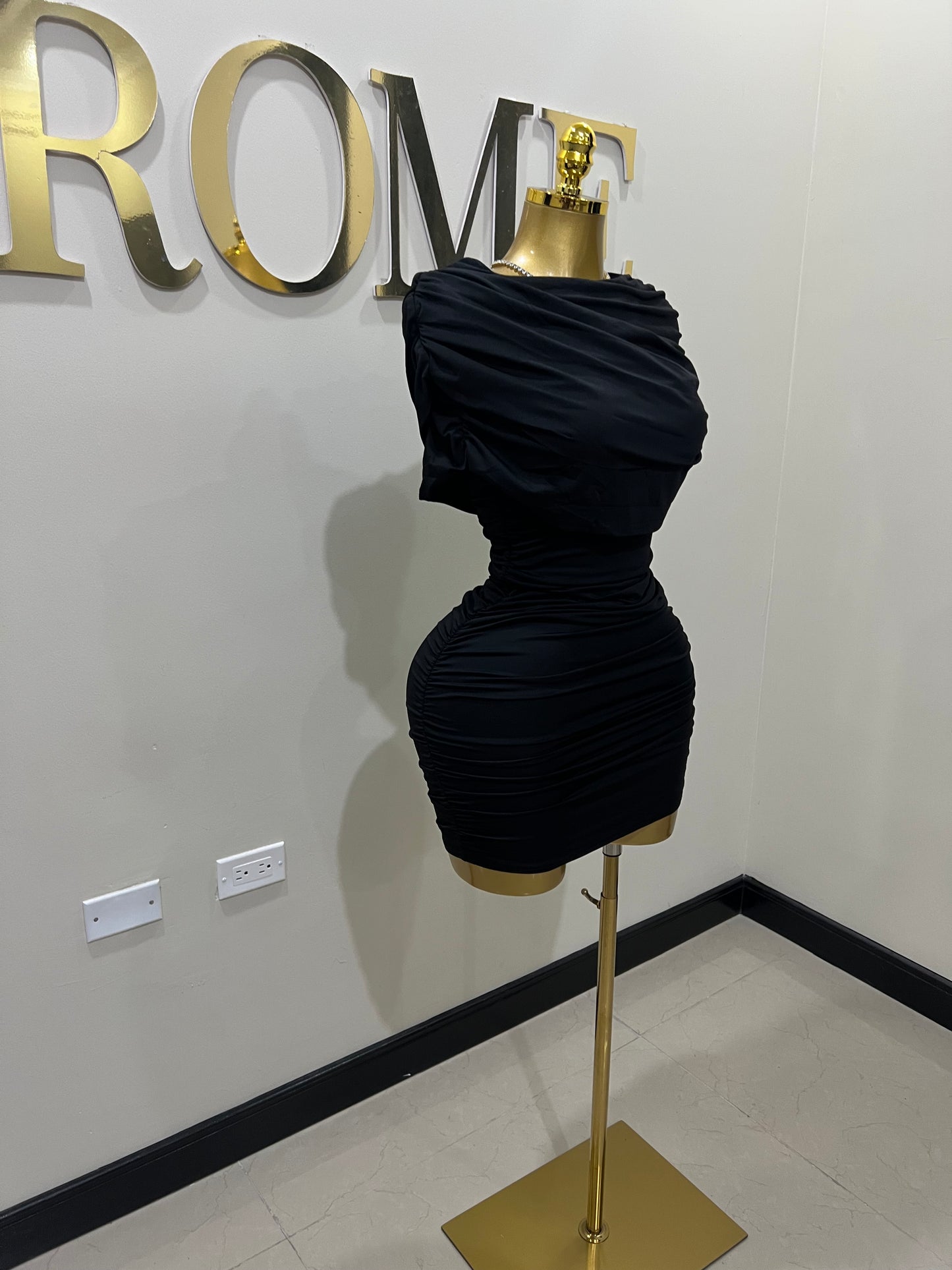 Samira Double Shoulders Dress (Black)