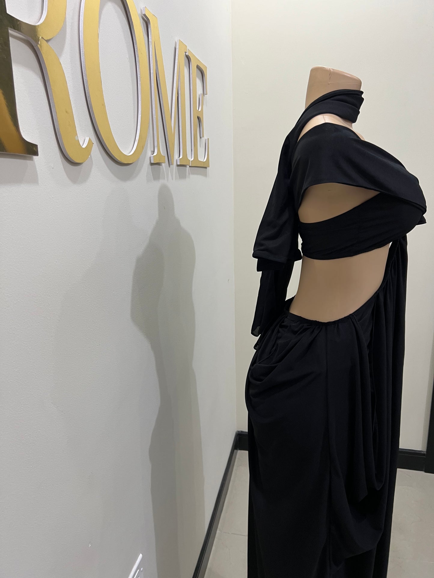 Ruby Mesh Dress with Arm Pcs (Black)