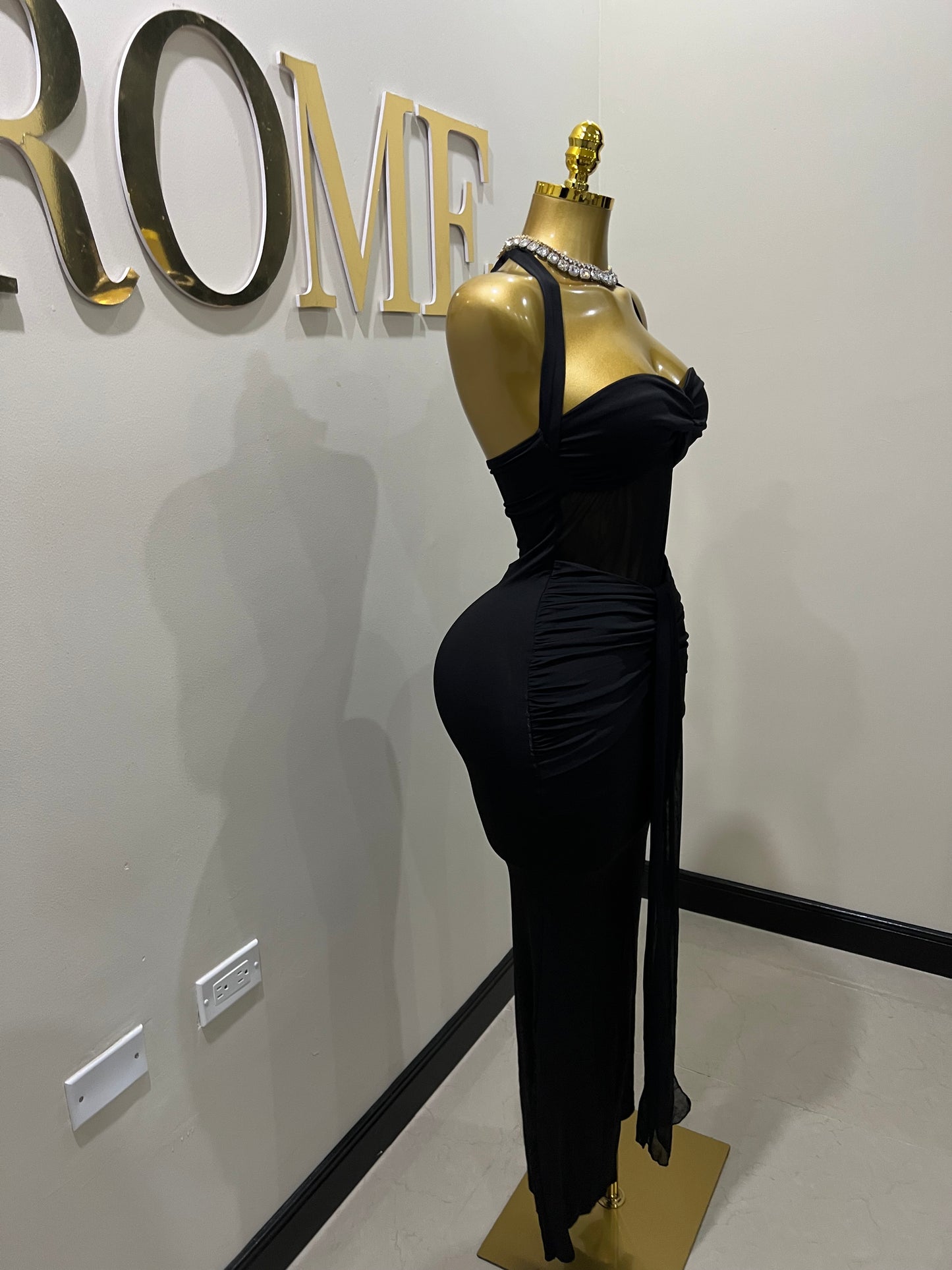 Sweetheart Vibe Nara Dress (Black)