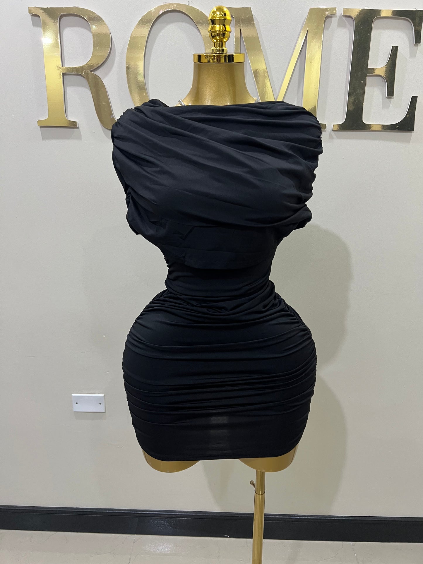 Samira Double Shoulders Dress (Black)