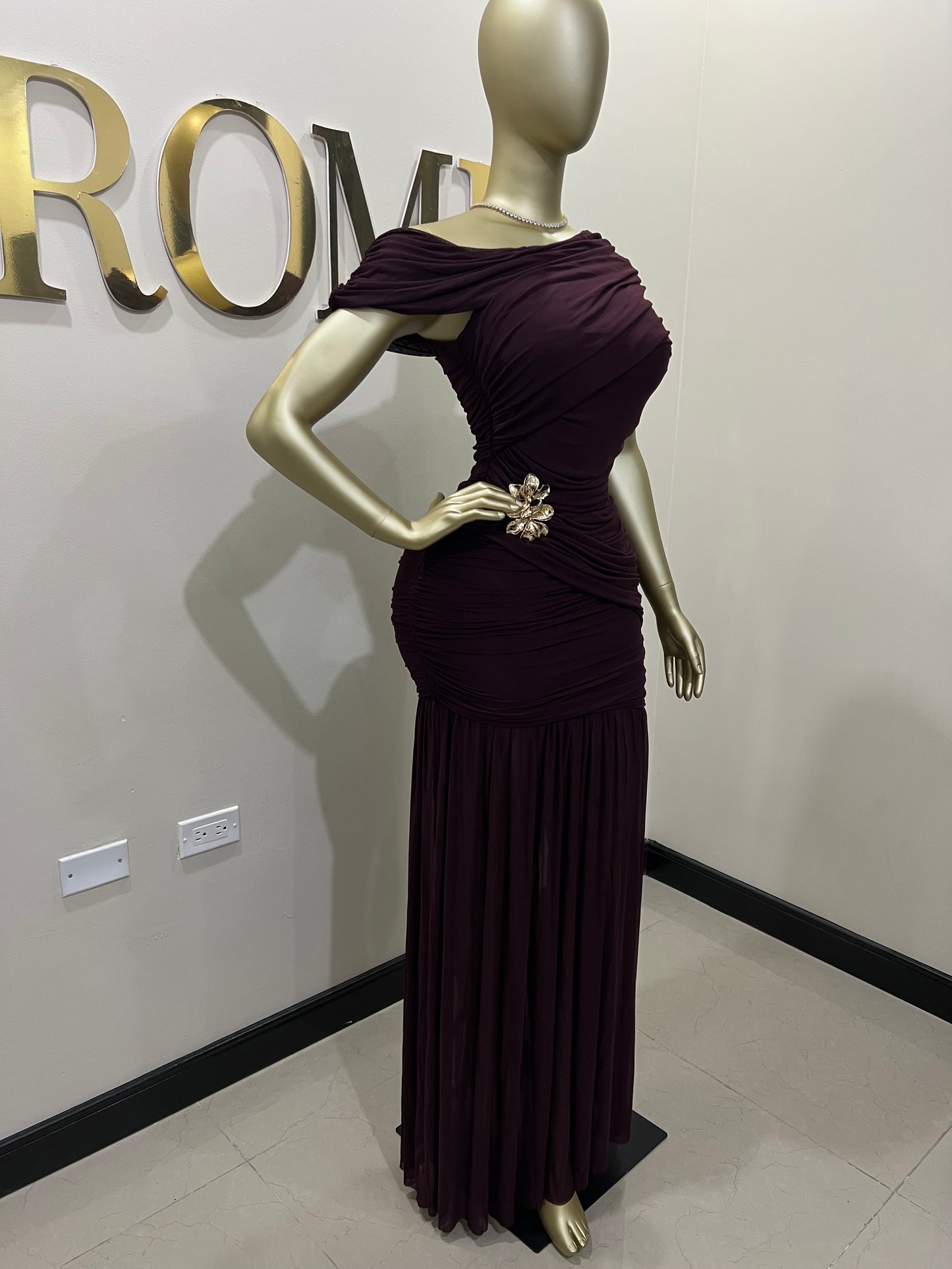 Michelle Lydia Shoulder Dress (Espresso)