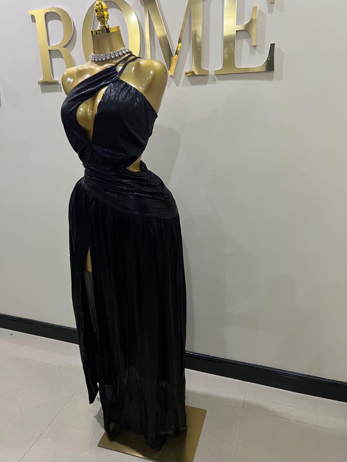 Sarah Giselle Dress (Black)