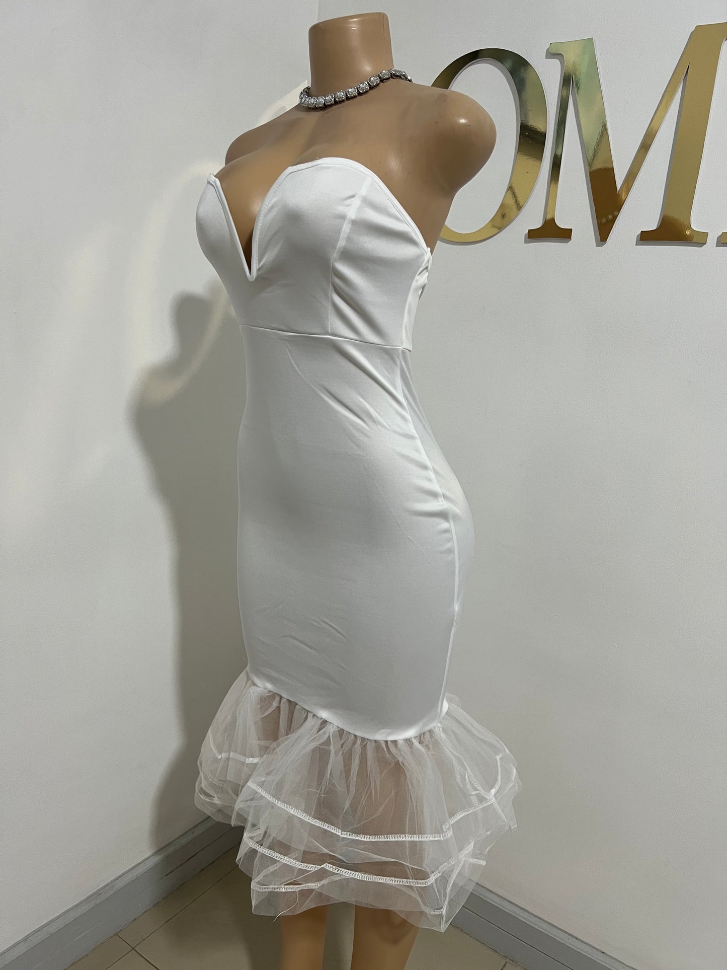 Shay Sweetheart Dress (White)