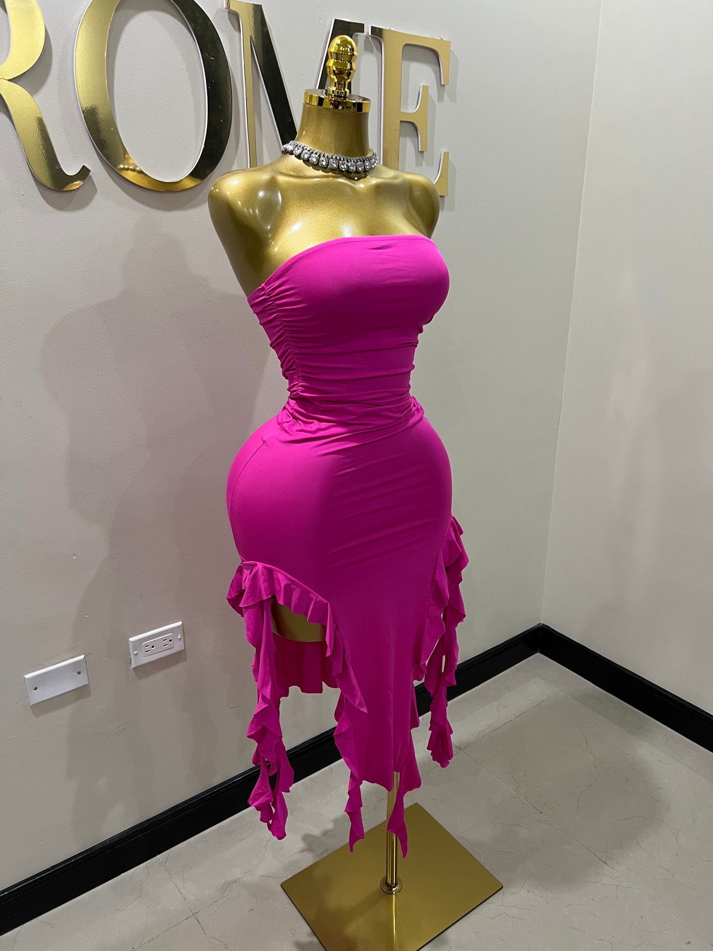 Nia Ruffle Dress (Pink)