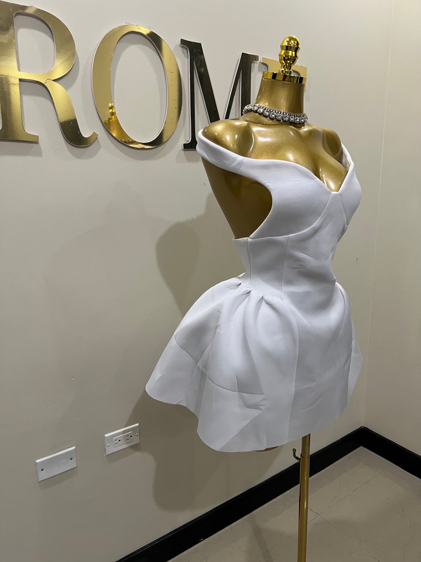 Francesca Diana Dress (White)