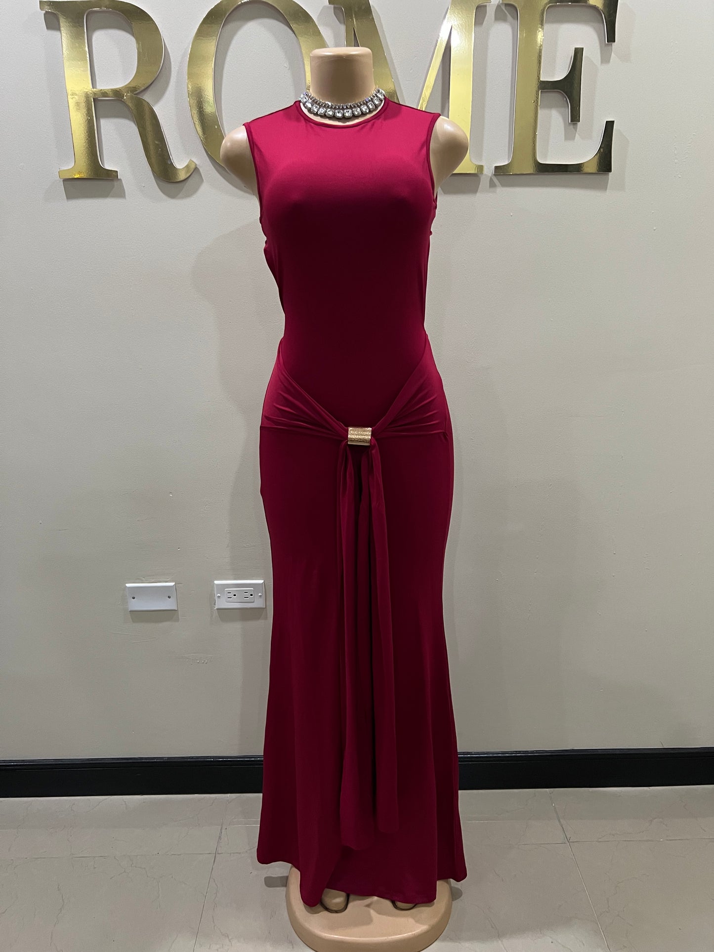Hailey Backless Dress (Burgundy)