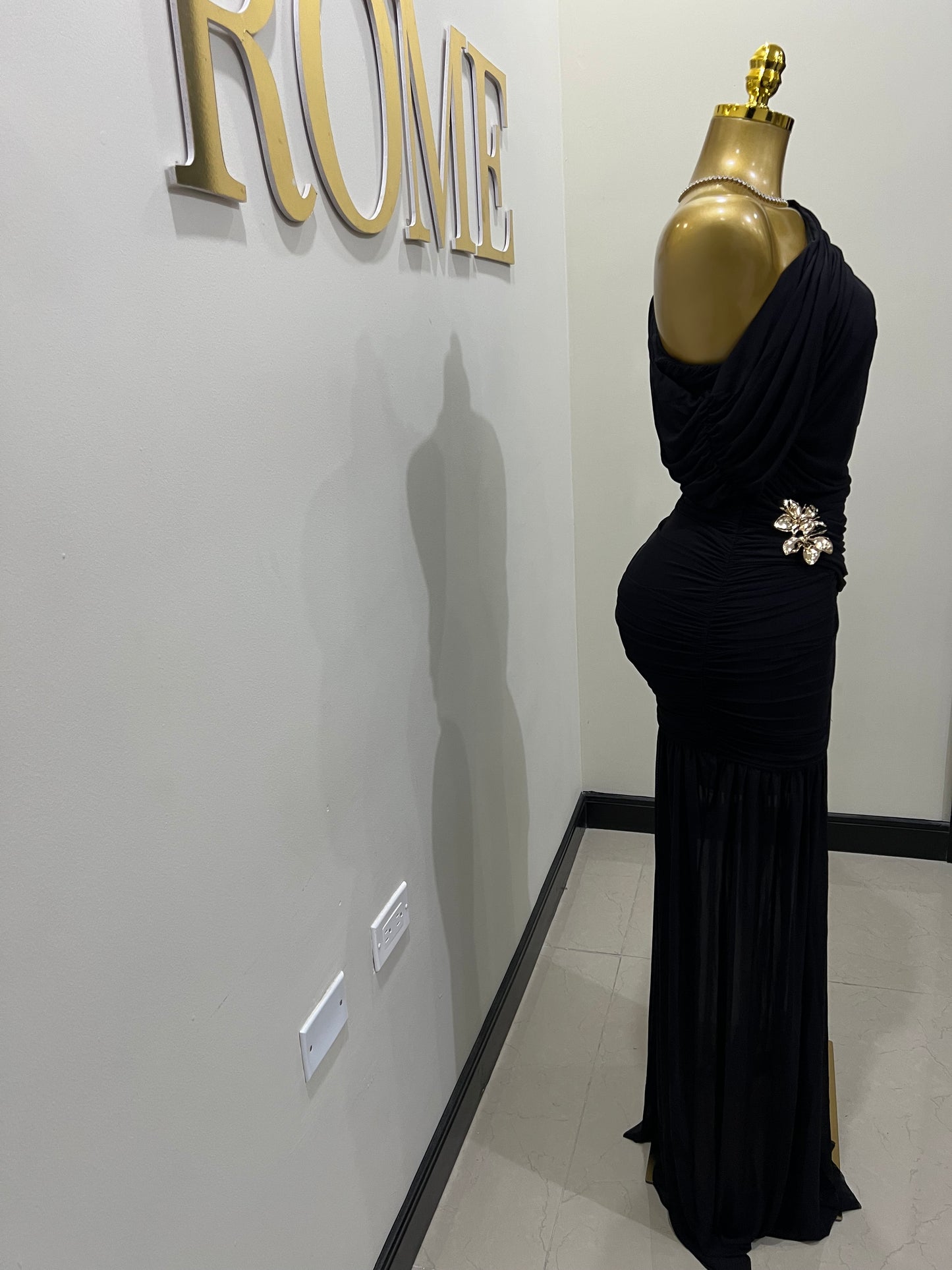 Michelle Lydia Shoulder Dress (Black)