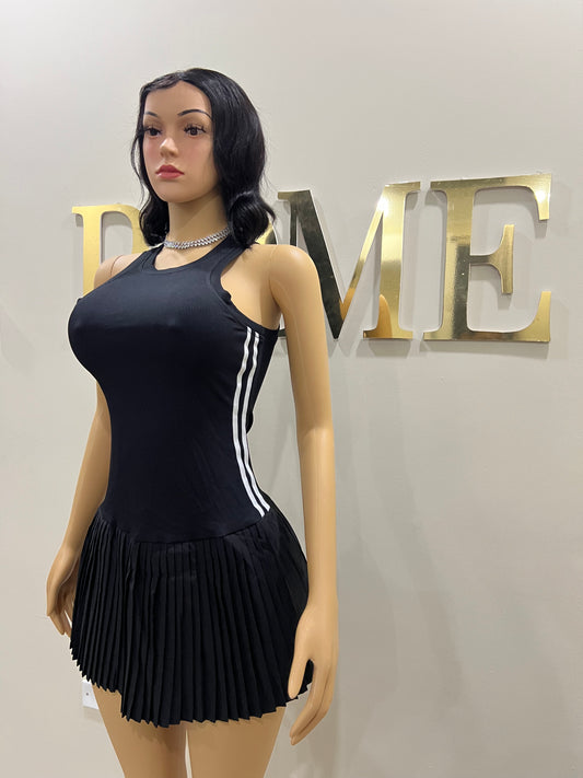 Tennis Pleated Stripe Dress (Black)