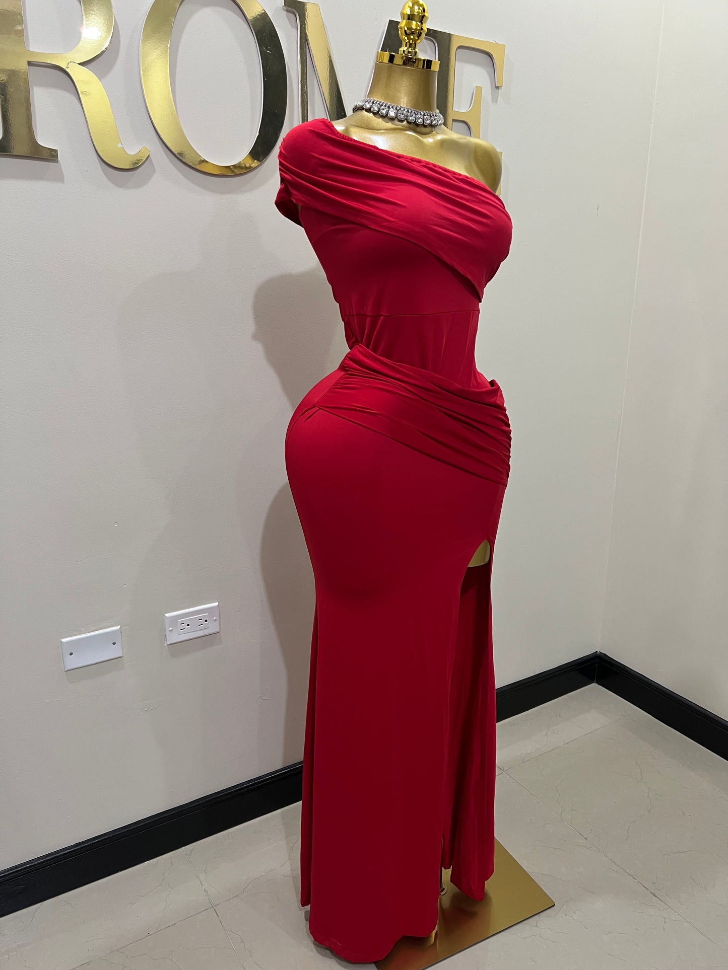 Kerry One Shoulder Vibe Dress (Red)