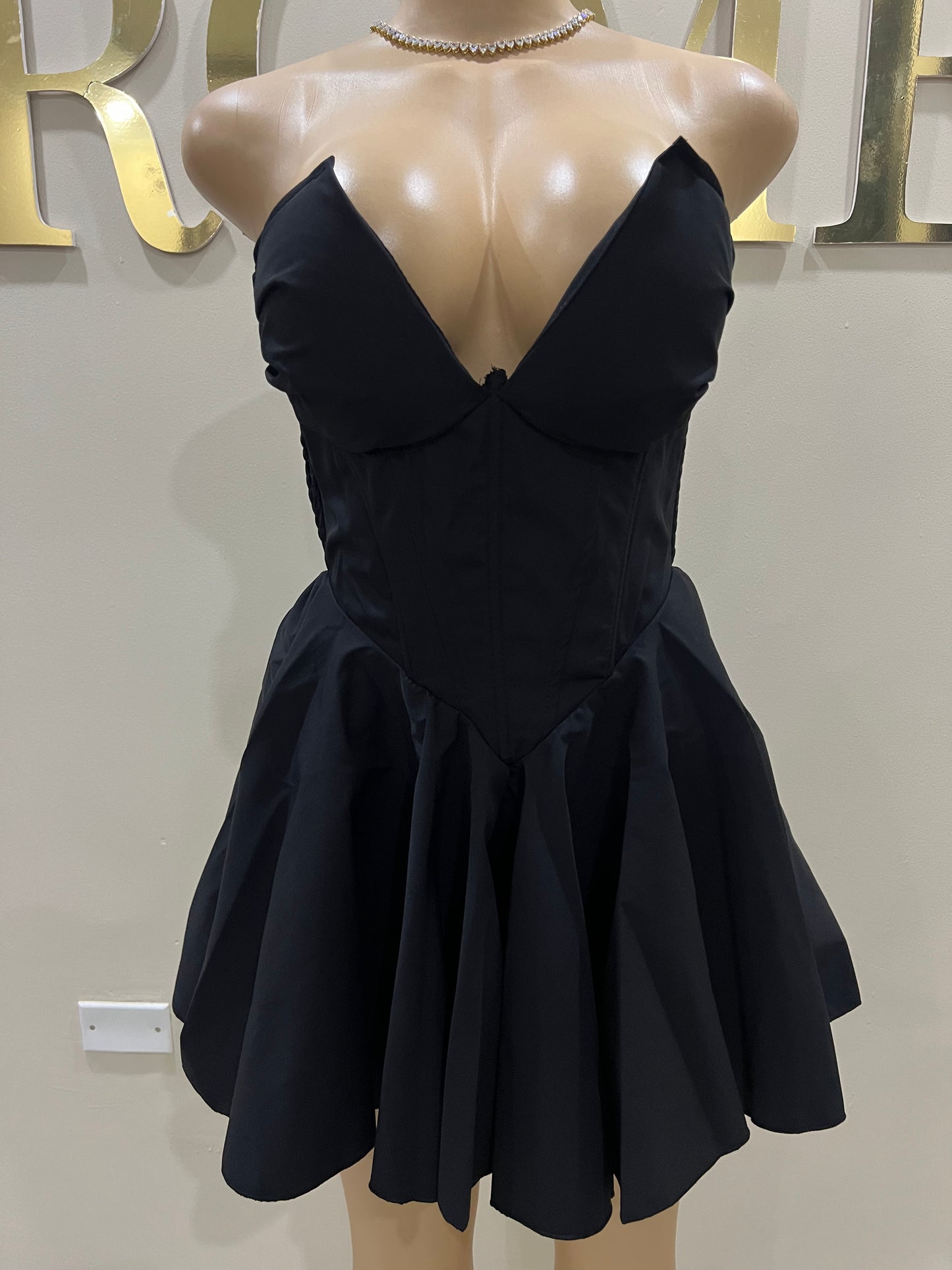 Saffina Princess Diana Dress (Black)