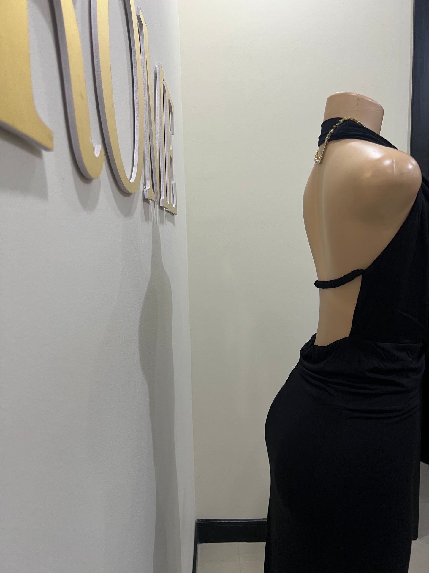 Deep Angle Dress (Black)