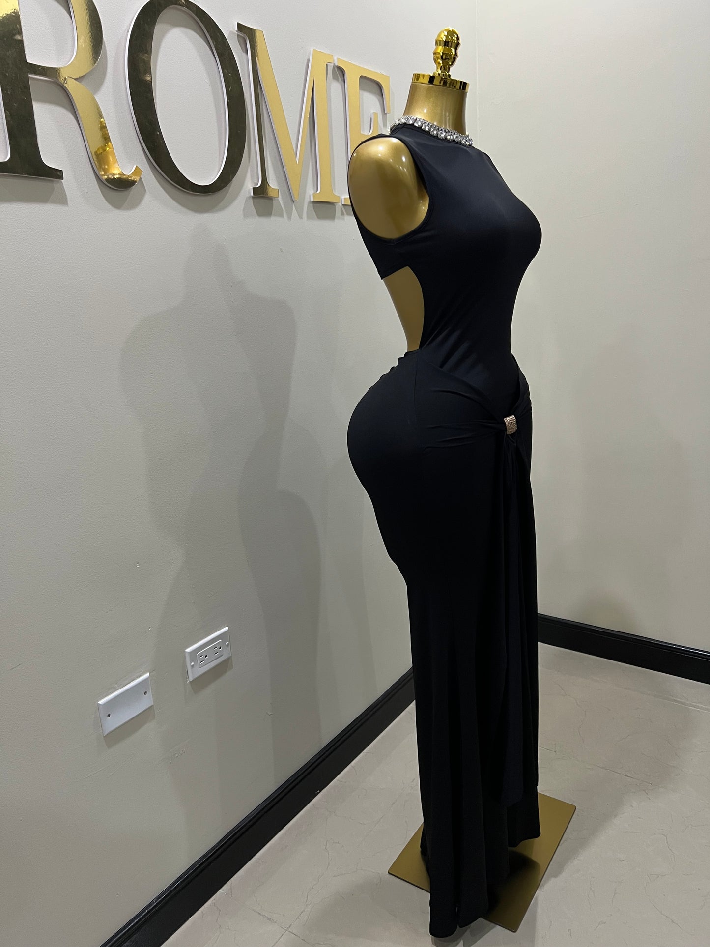 Hailey Backless Dress (Black)