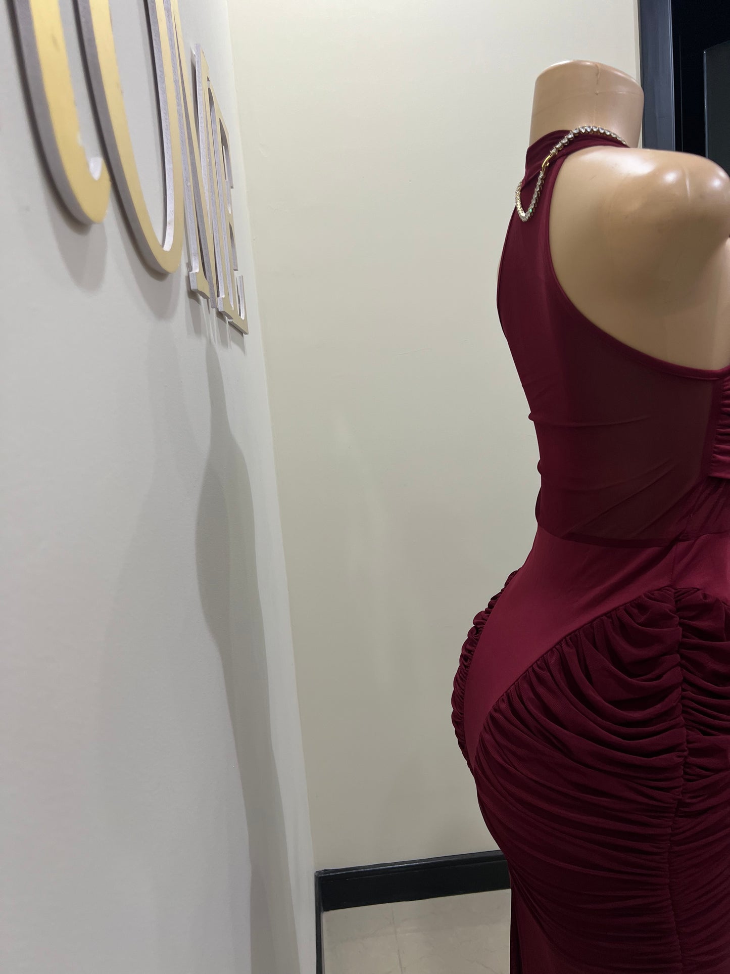 Sweetheart Side Nara Halter Dress (Burgundy)