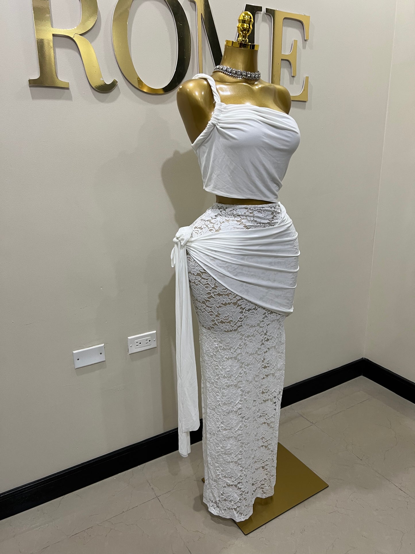 Emma Giselle Lace Dress