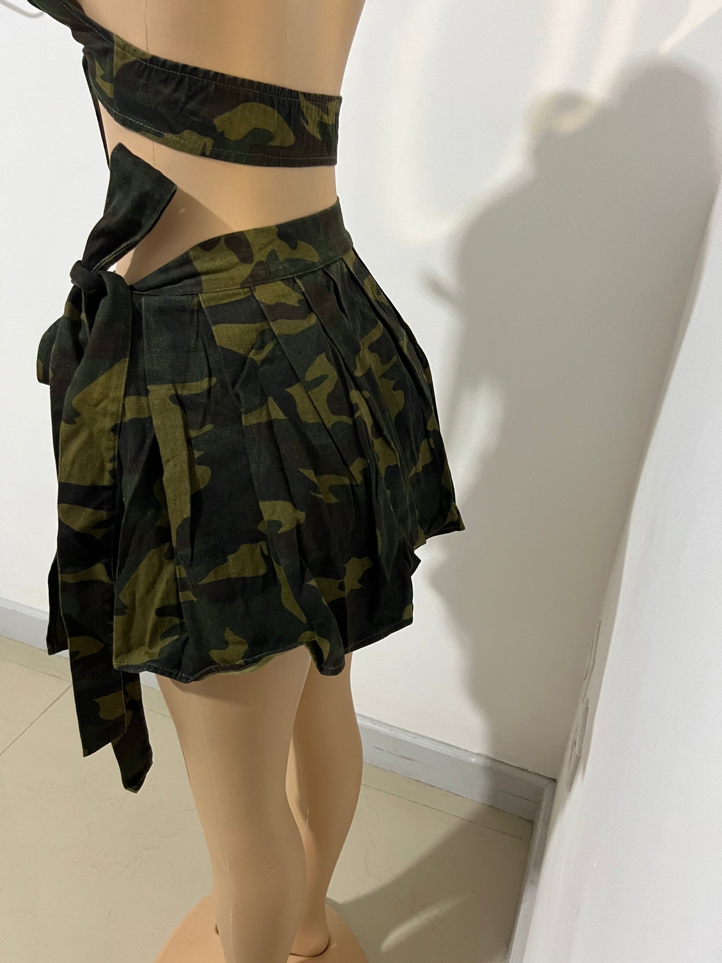 Ari Camouflage Pleated Skirt Set