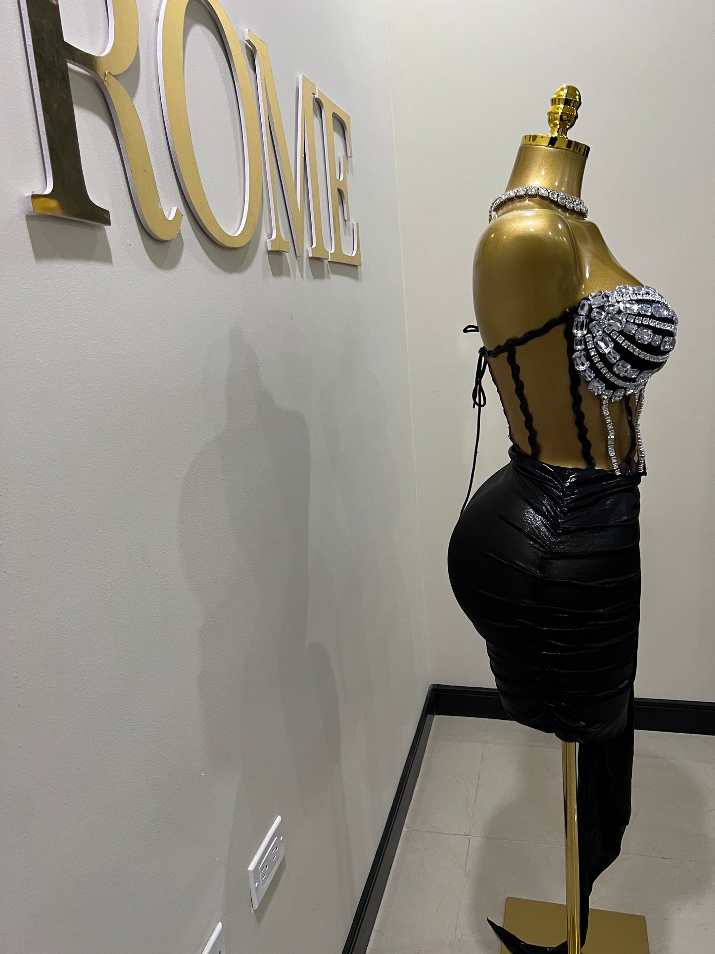 Orion Glacier Gemstone Skirt Set (Black)