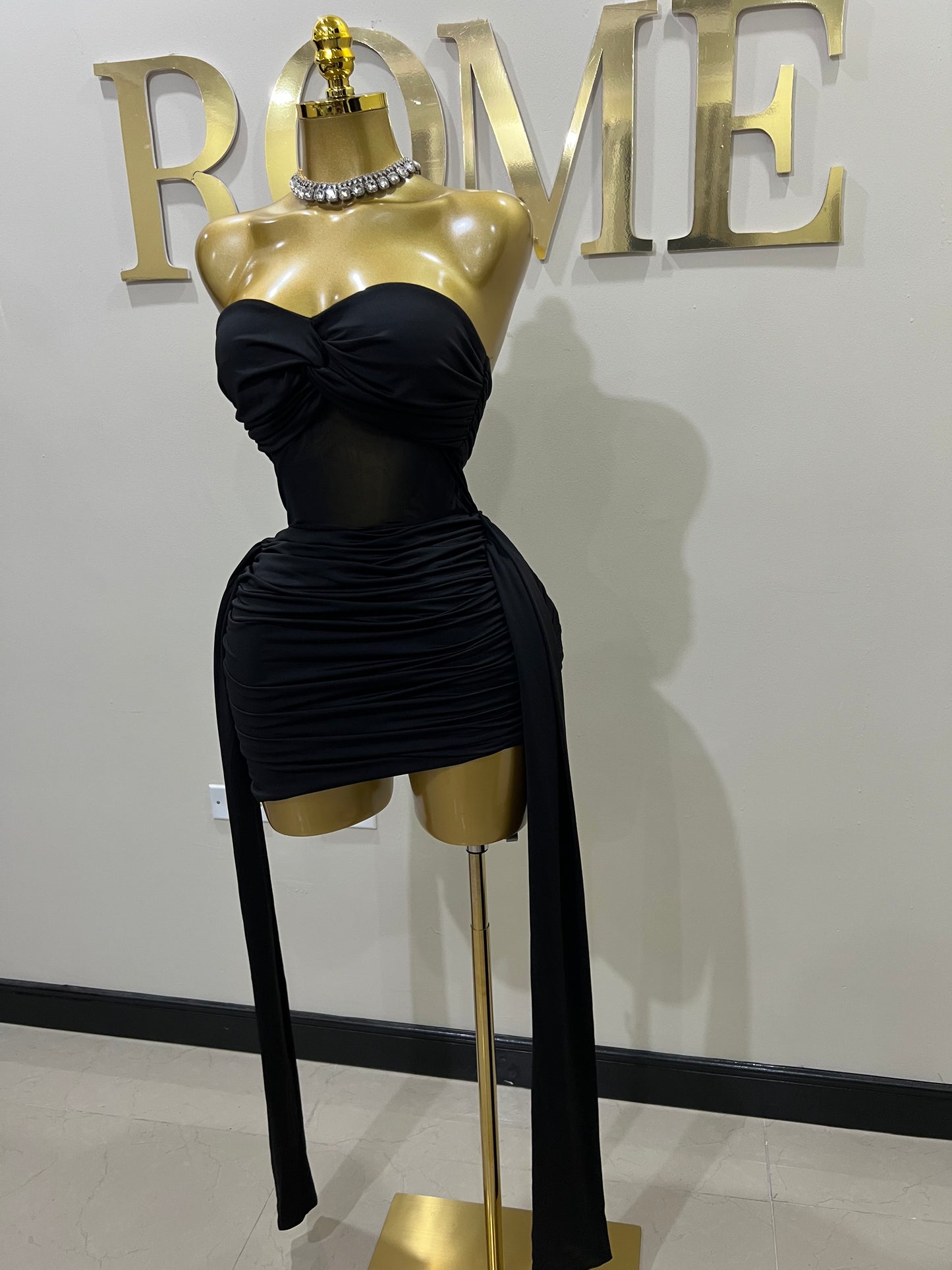 Sweetheart Nara Short Dress (Black)