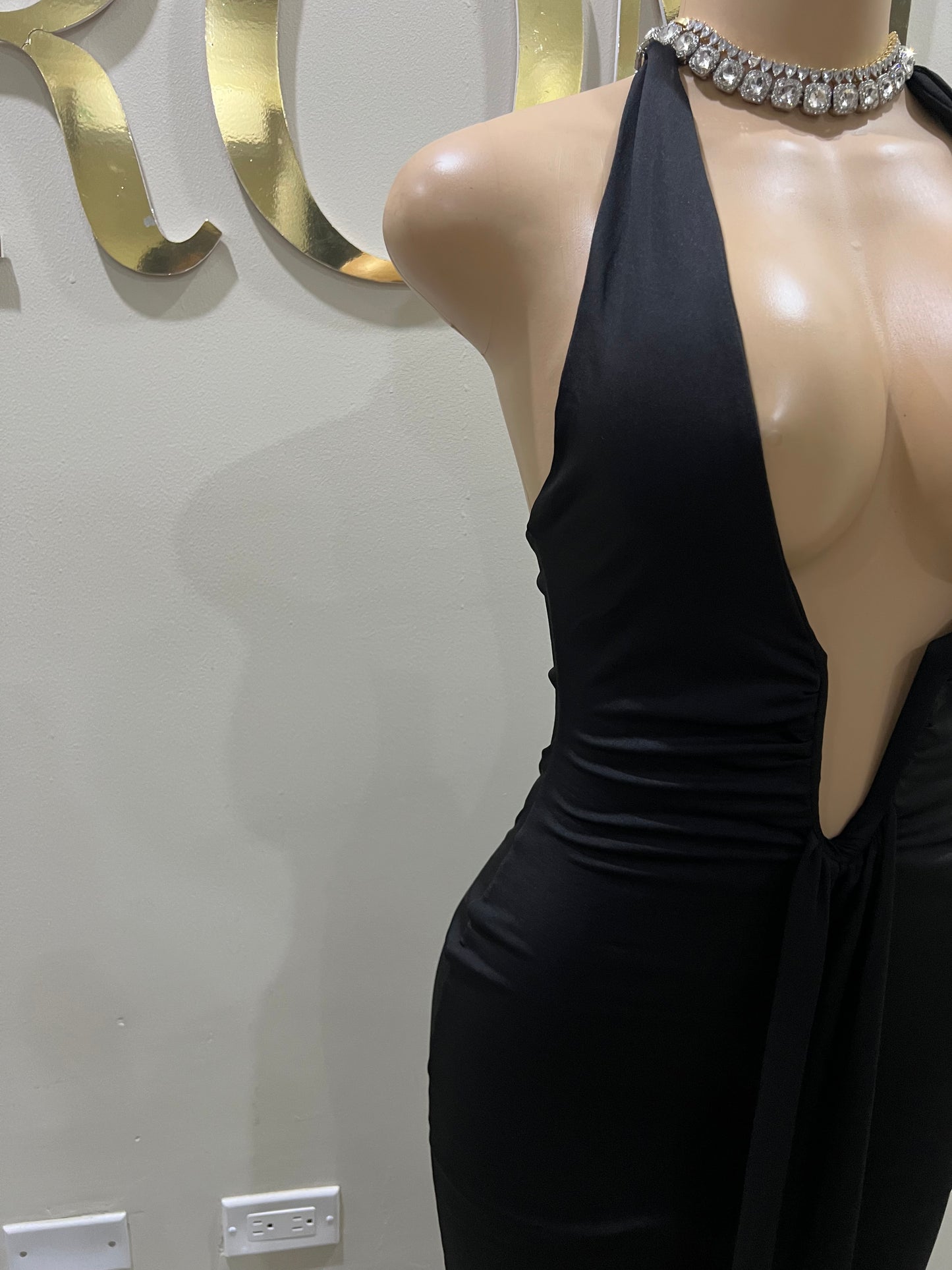 Chinelle Nara Halter Vibe Dress (Black)