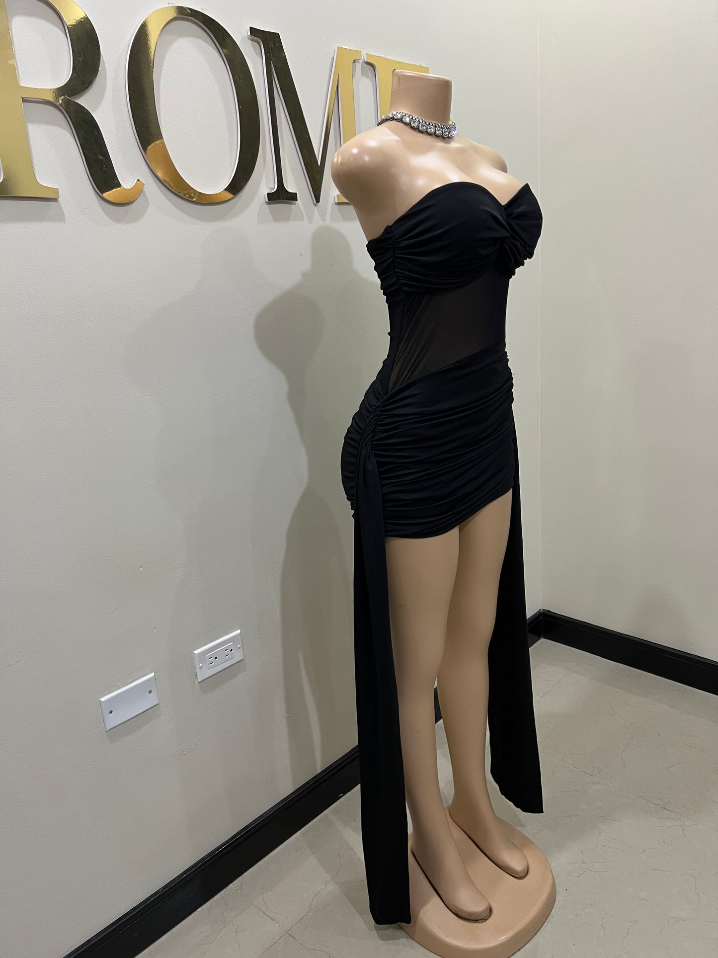 Sweetheart Nara Short Dress (Black)
