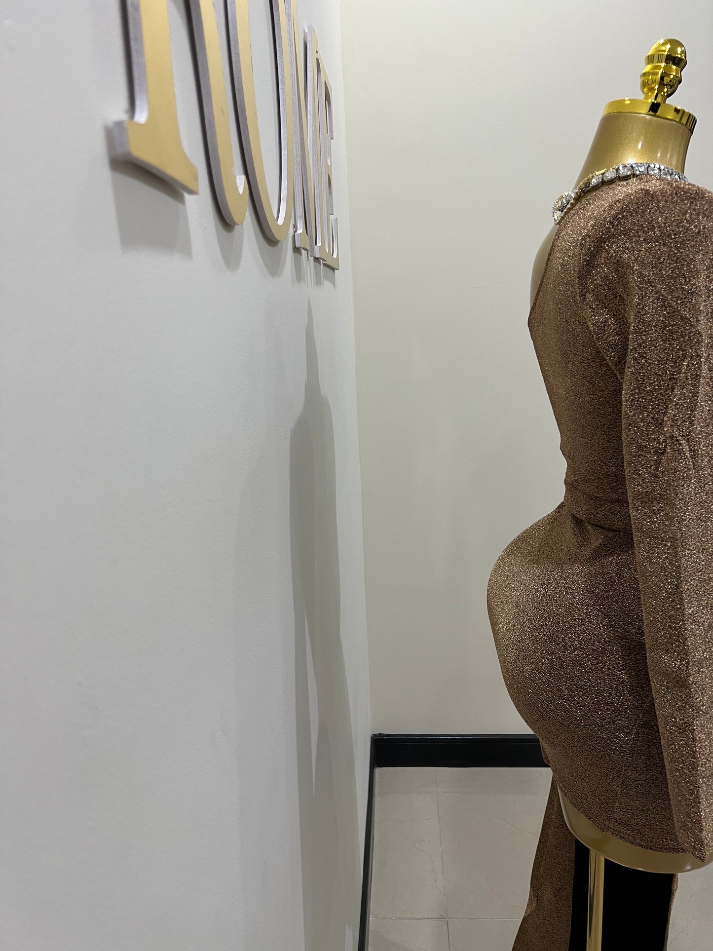 Allegra Elegant Short Dress (Brown)