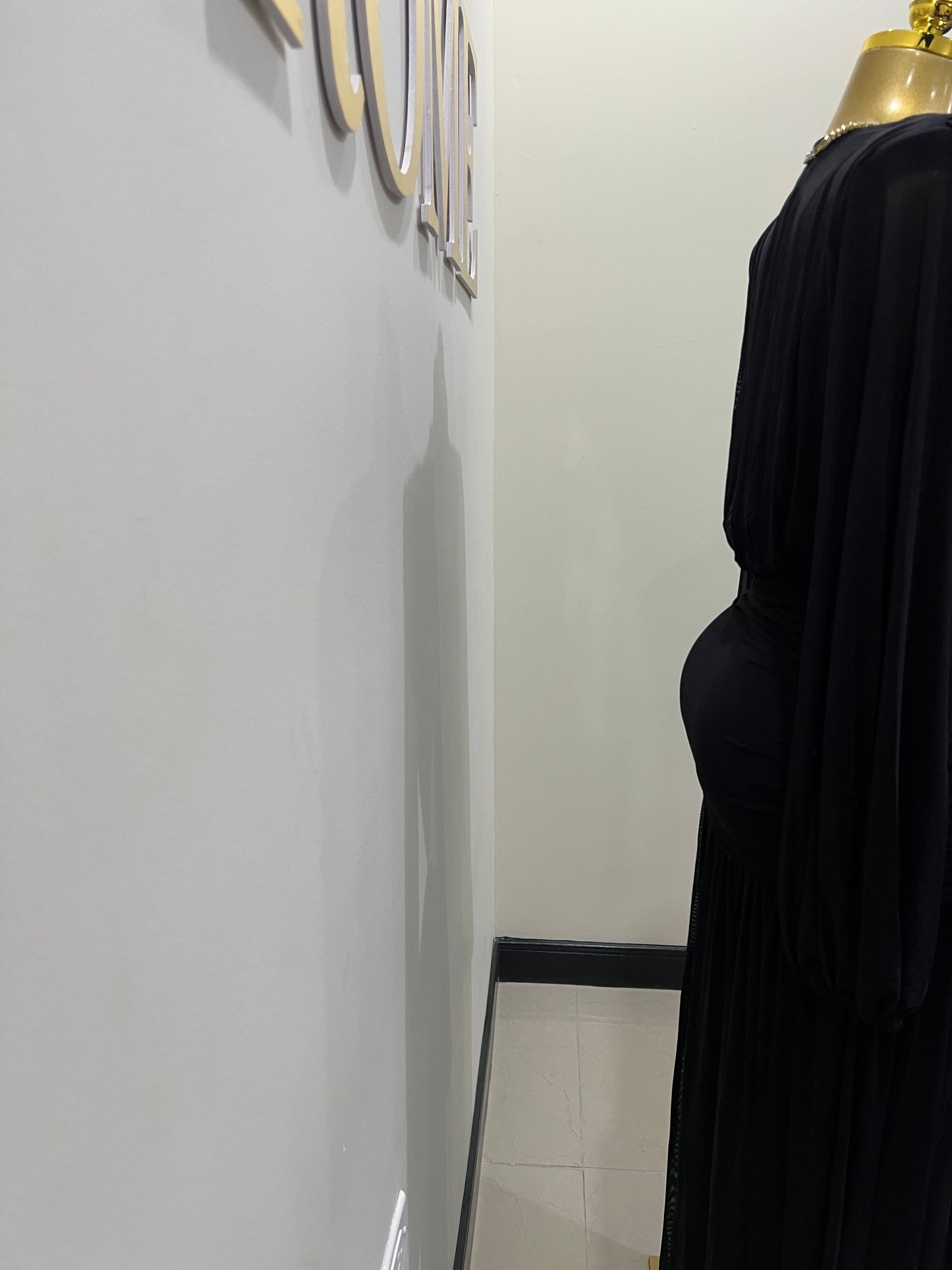 Michelle Valor Dress (Black)