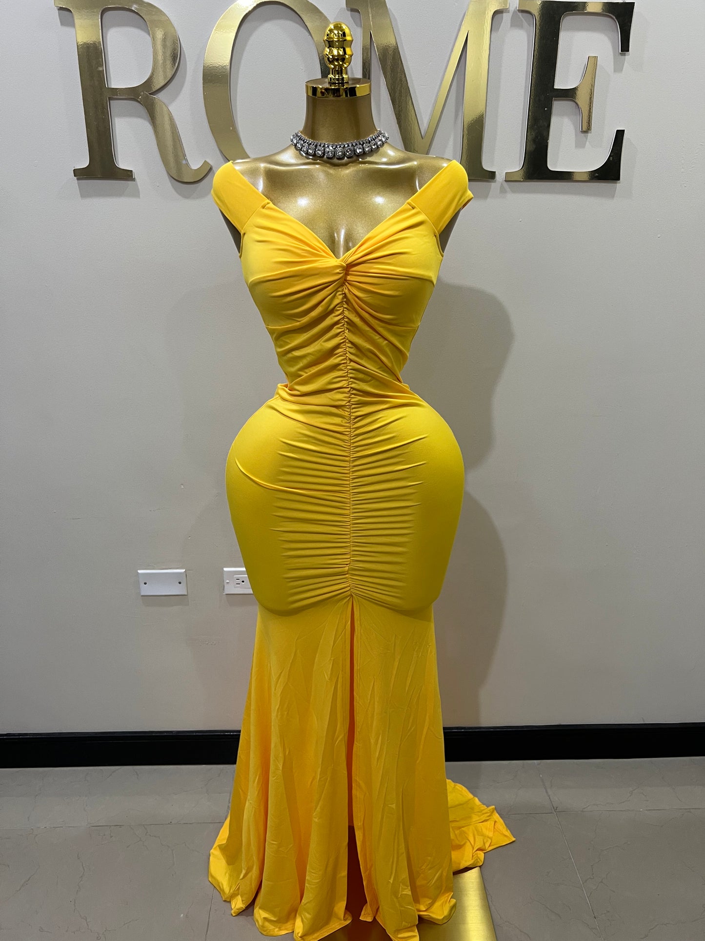 Kerry Elle Train Dress (Yellow)