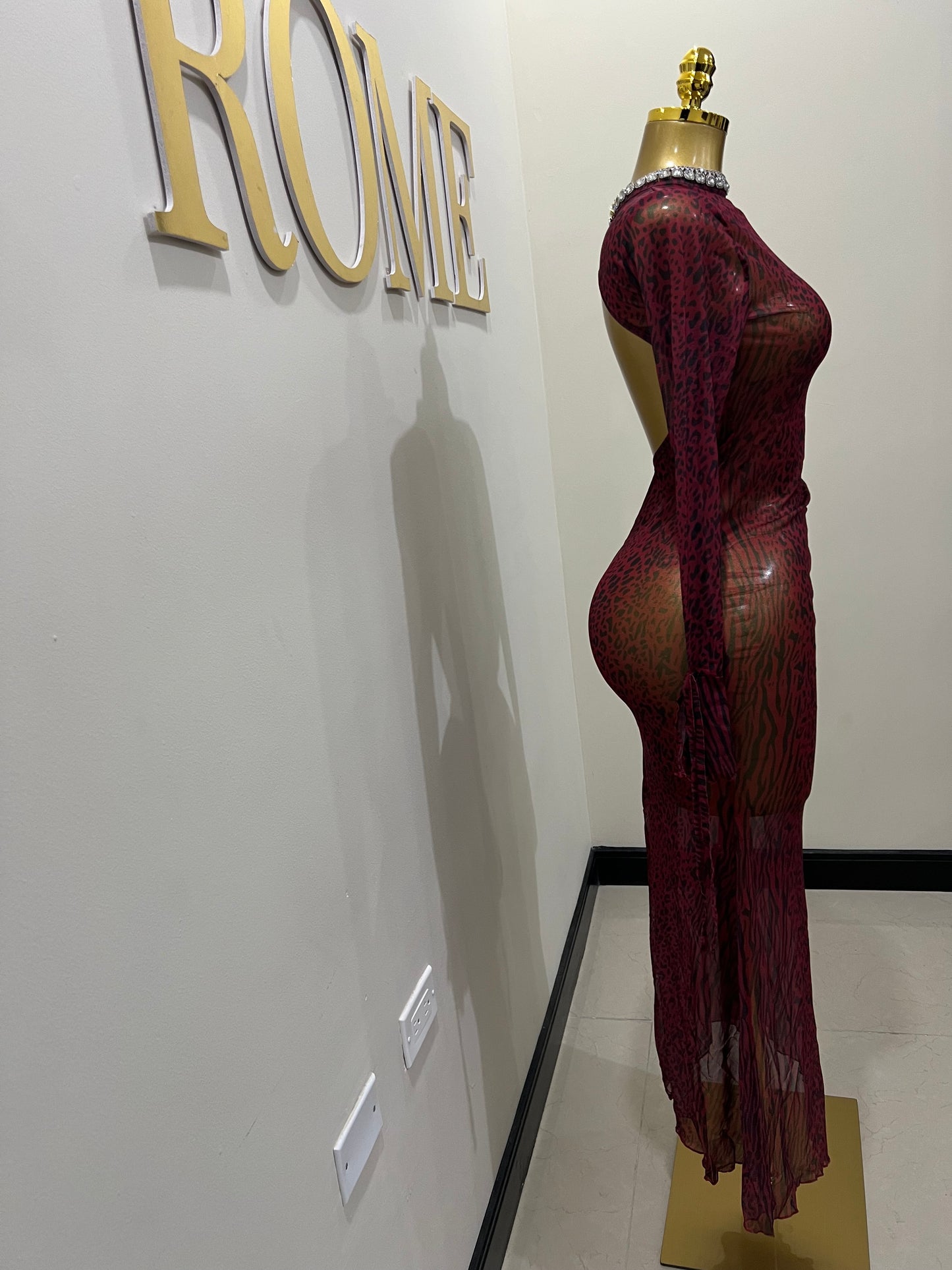 Adalaine Open Back Dress (Burgundy)